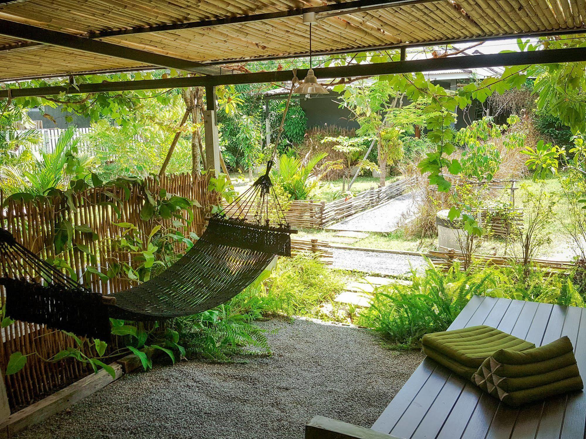 Blae Hostel Ao Nang