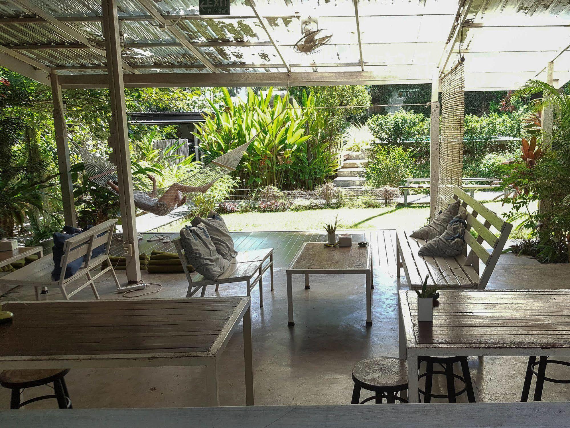 Blae Hostel *