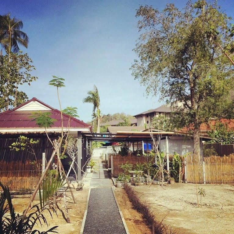 Blae Hostel *