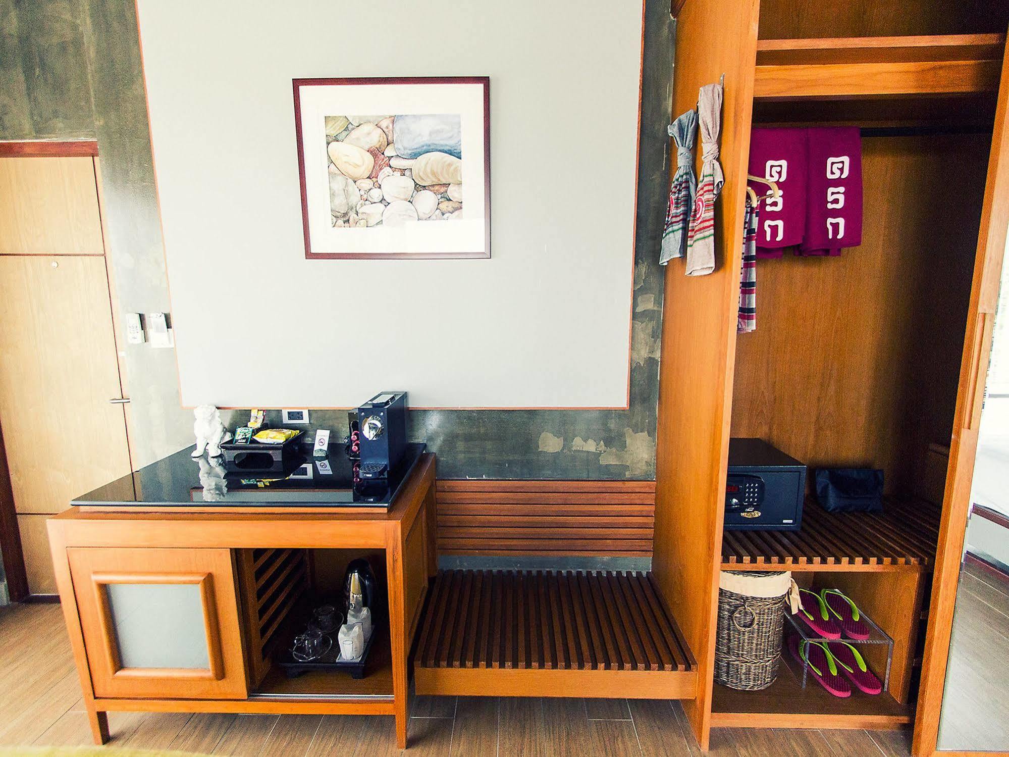 Kroque Boutique & Bistro Hotel