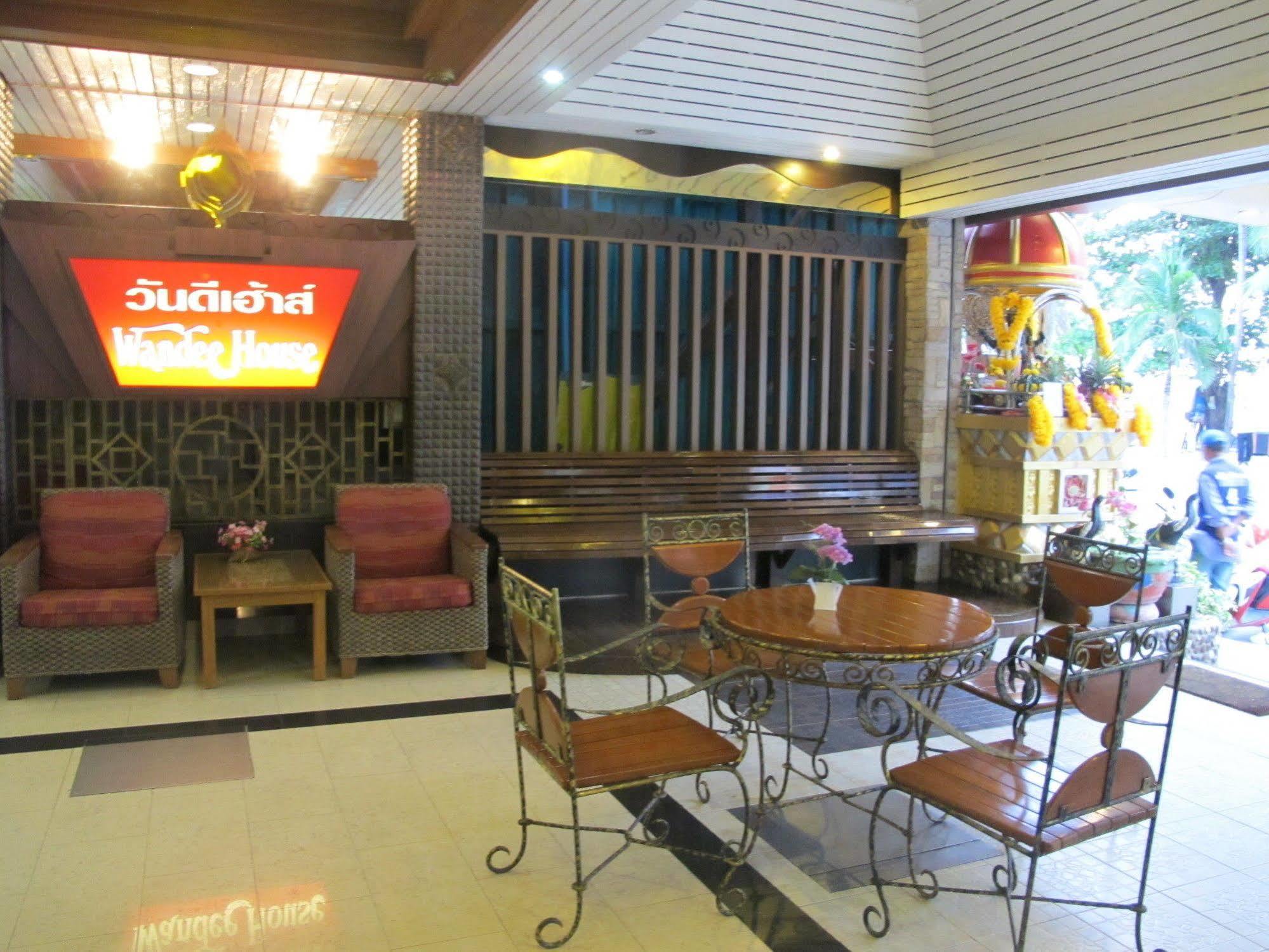 Wandee House Jomtien Hotel
