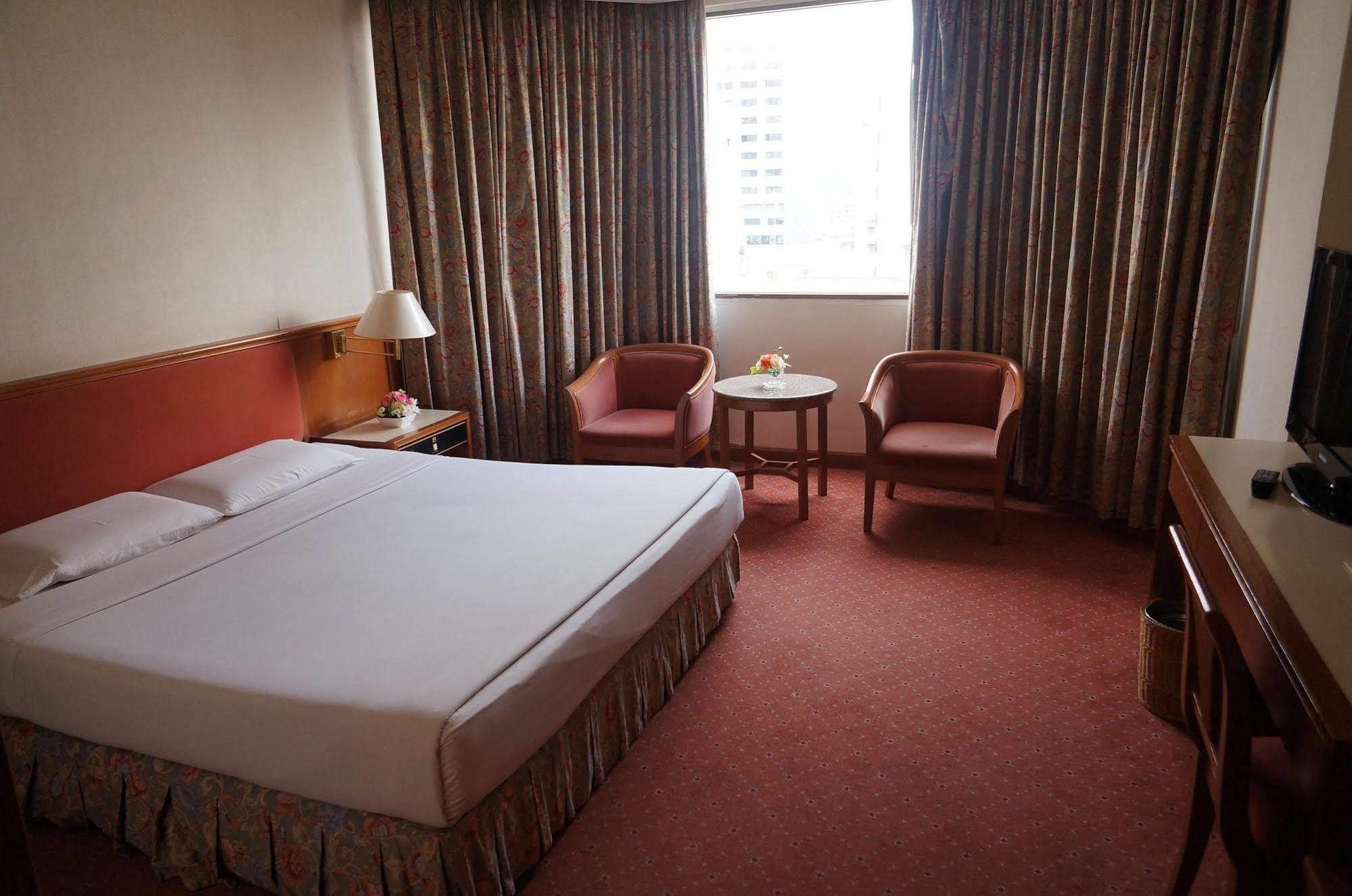 Siam Center Hotel