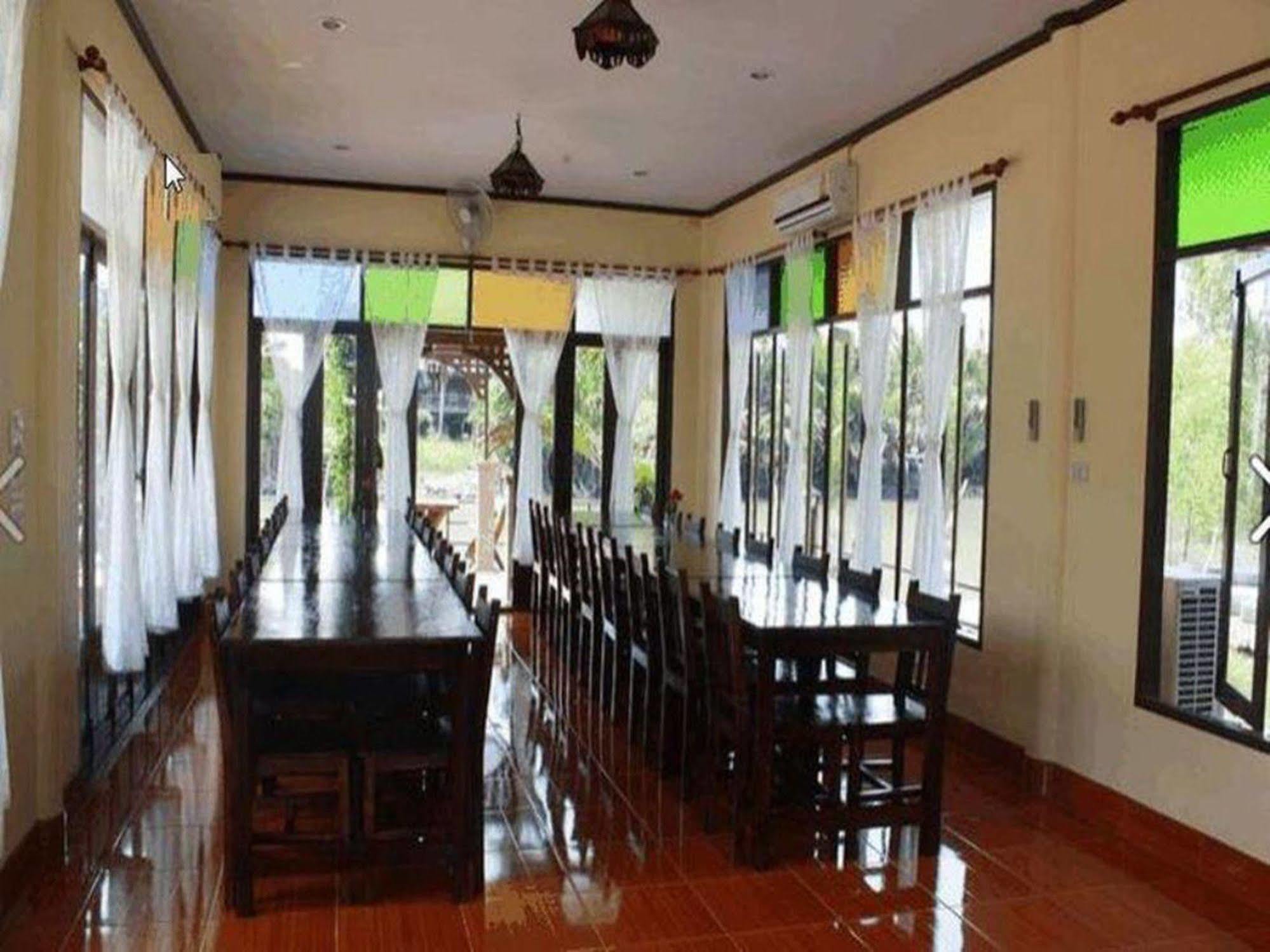 Khetwarin Hotel