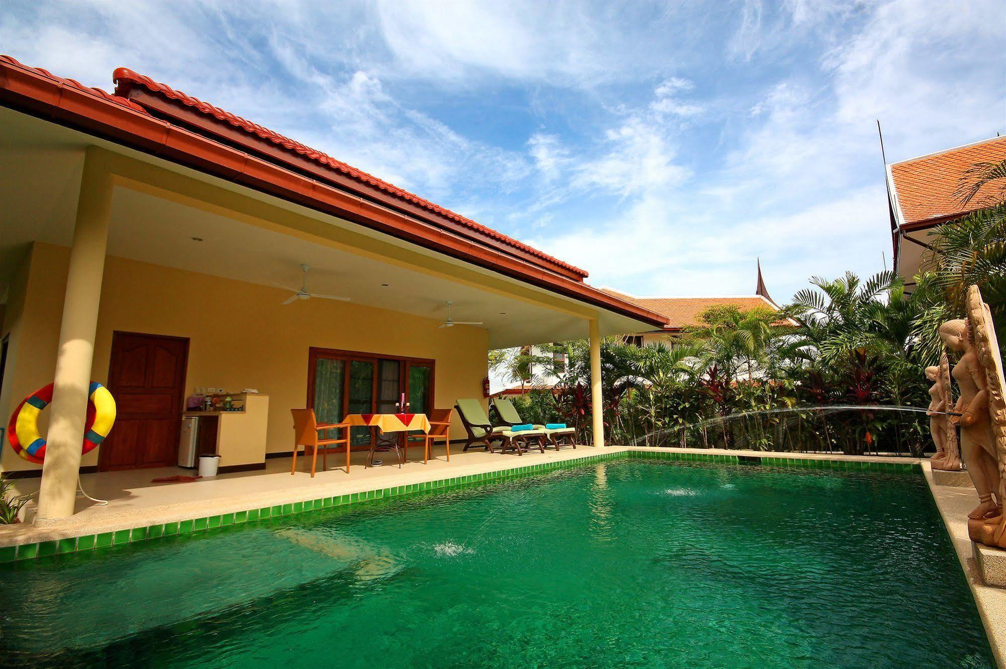 Resort Thai Thani Pool Jomtien Beach