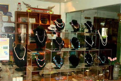 Purimas & Hotel 3*