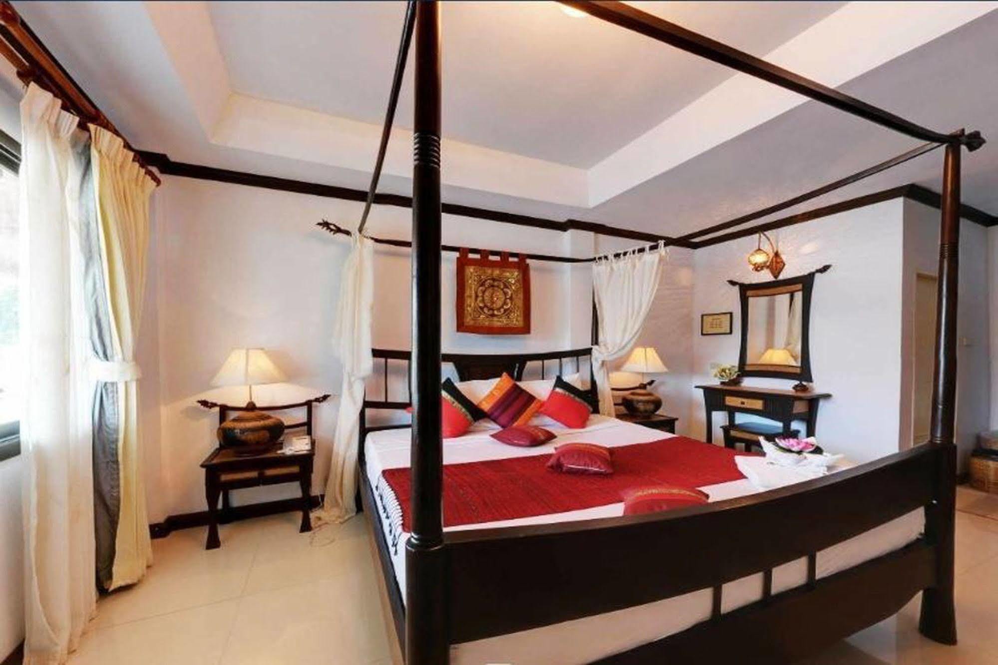 Chart Trip Resort 4*