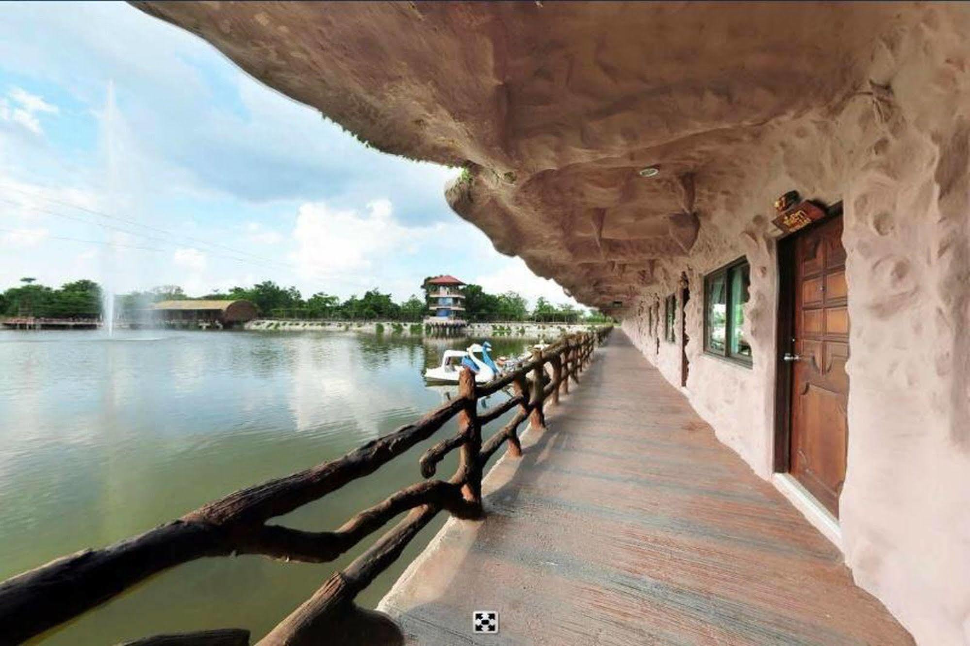 Chart Trip Resort Nakhon Ratchasima