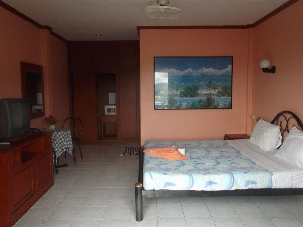 Oyo 851 On Hill Hotel Patong
