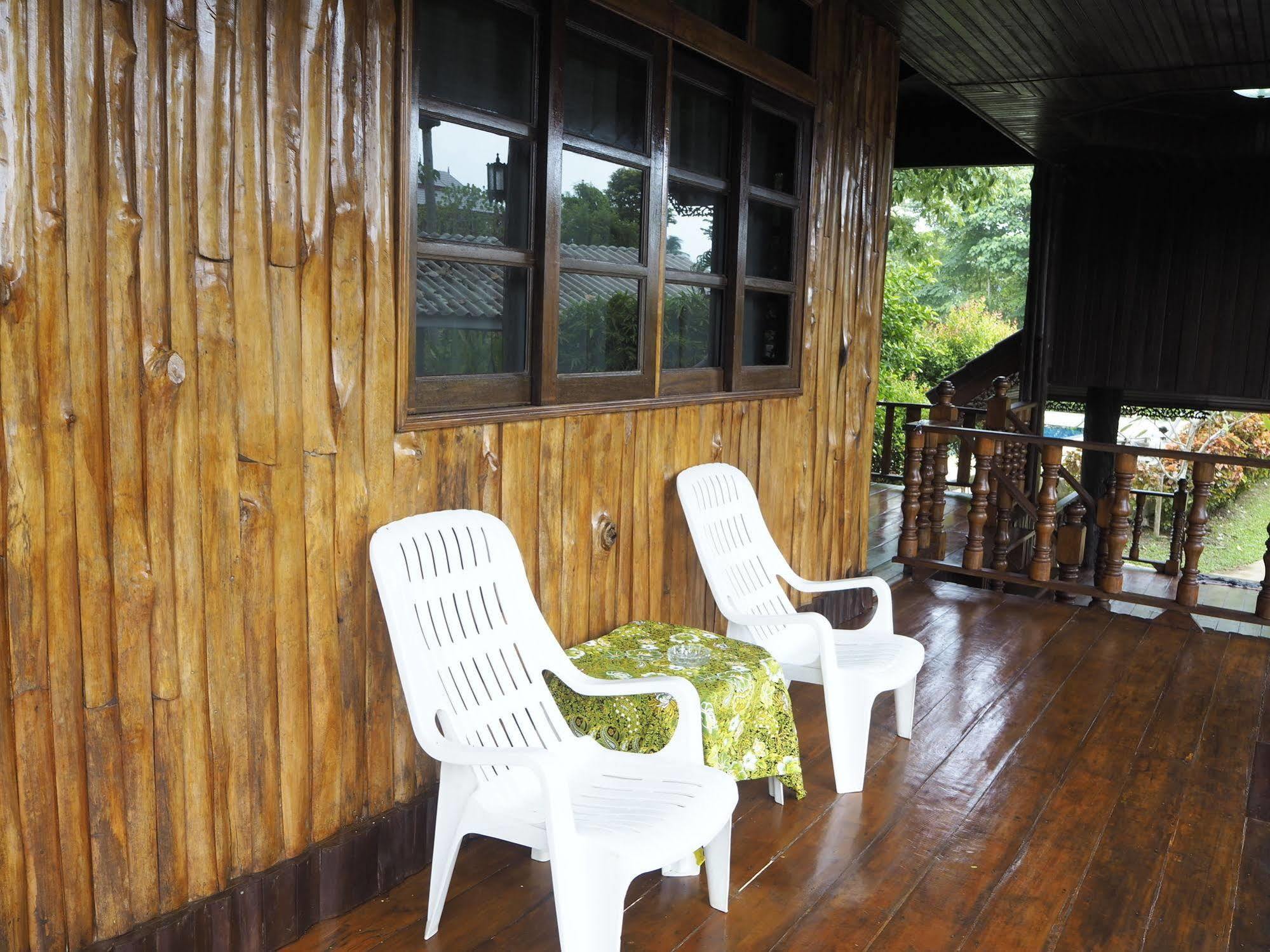 Holiday park Euro Lanta White Rock Koh Lanta
