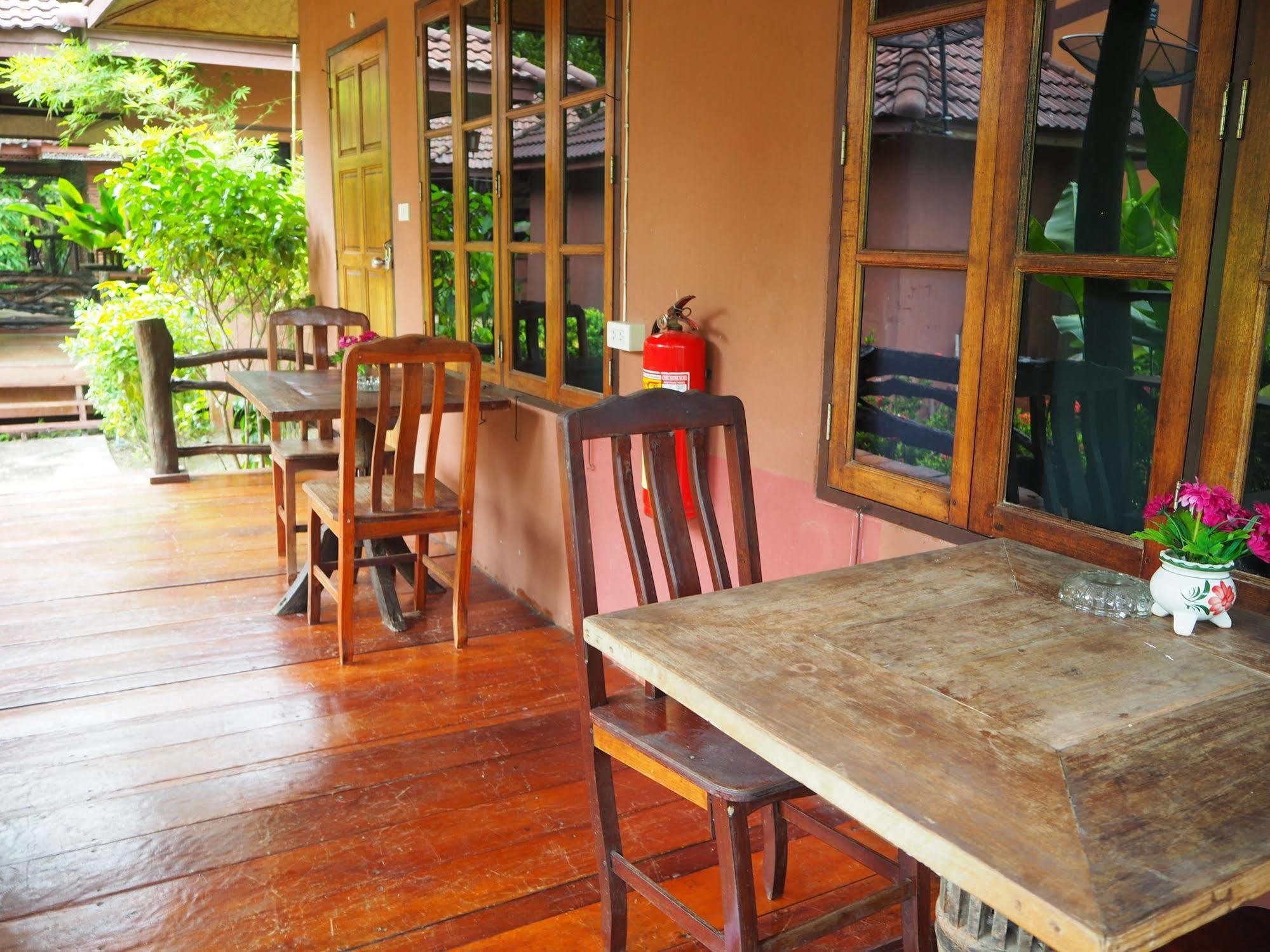 Holiday park Euro Lanta White Rock Koh Lanta
