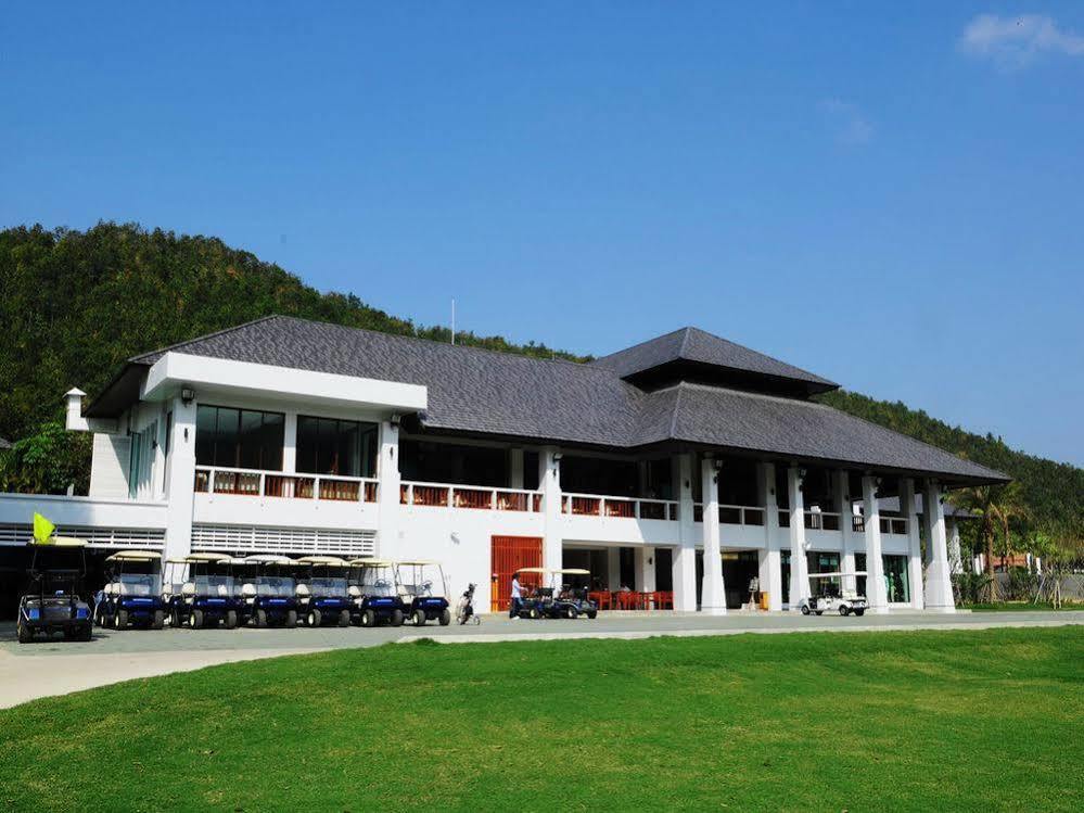 Alpine Golf Chiang Mai Resort 3*