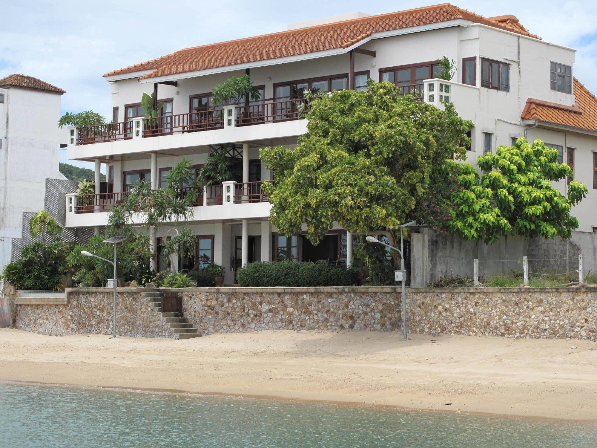 Grand La Perla