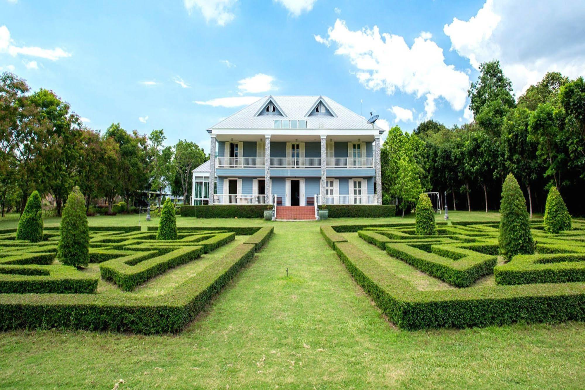 Hotel Chateau De Khaoyai &