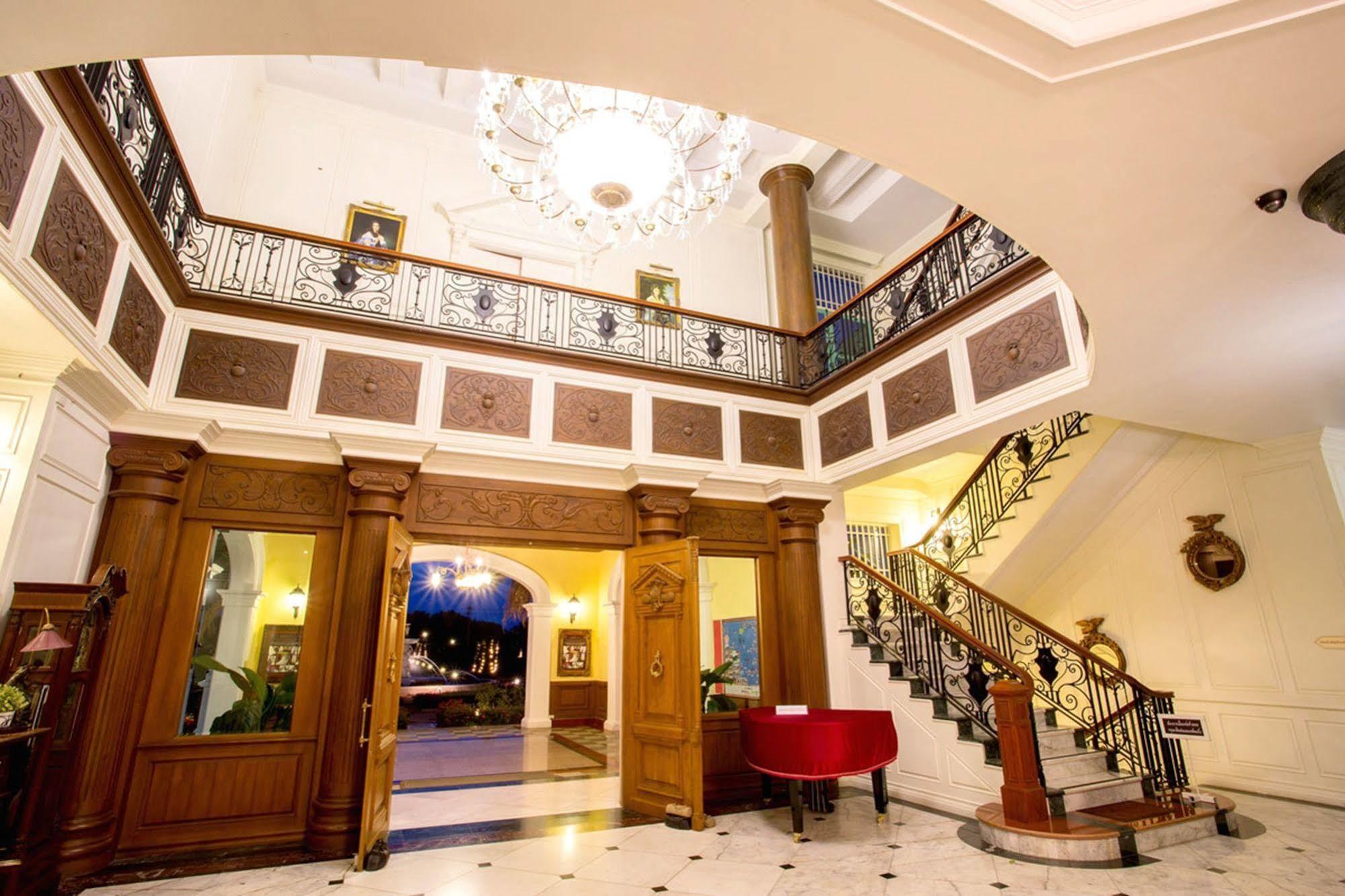 Chateau De Khaoyai & Hotel 4*
