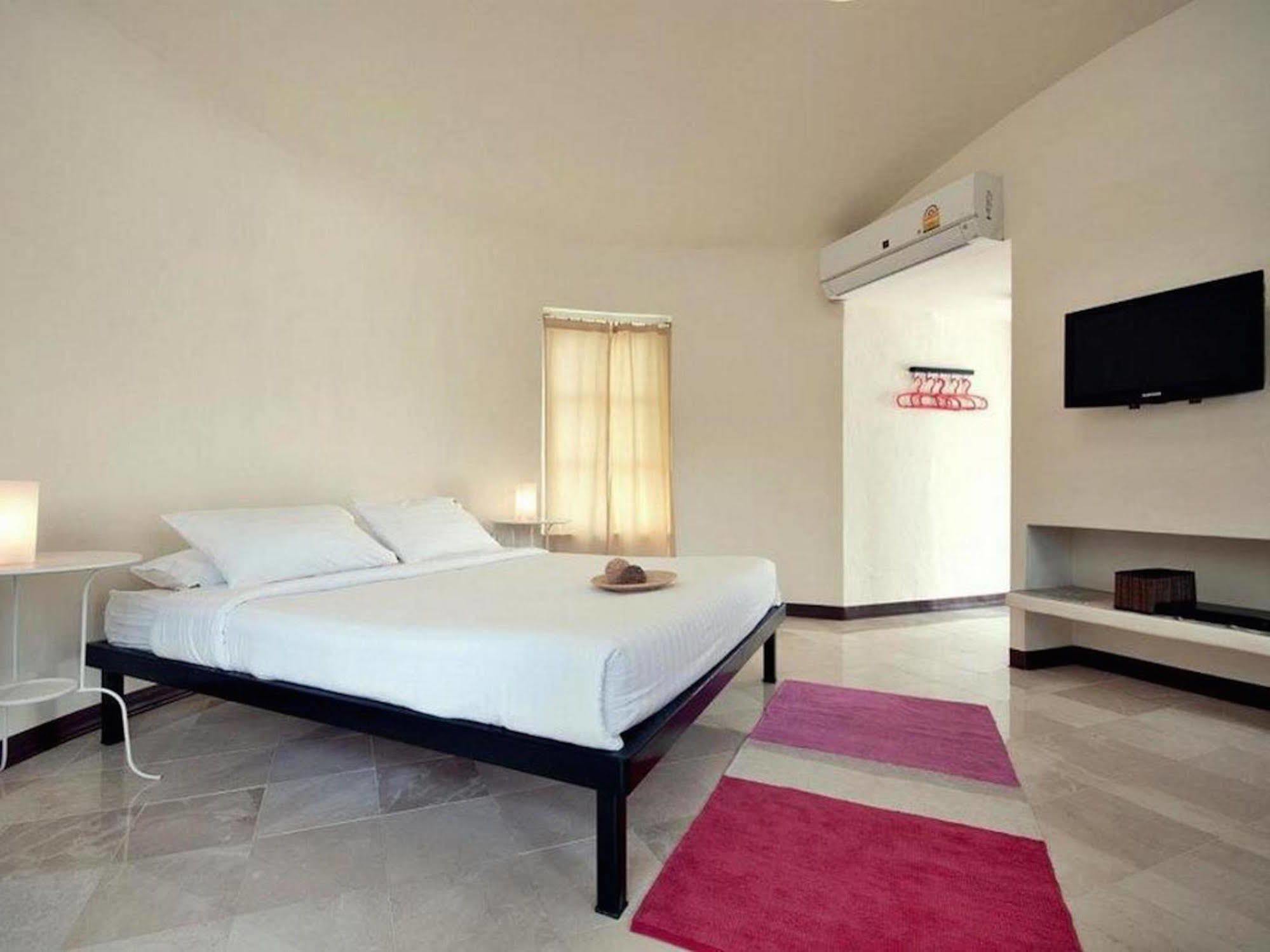 Hotel Vorona Sai Yok