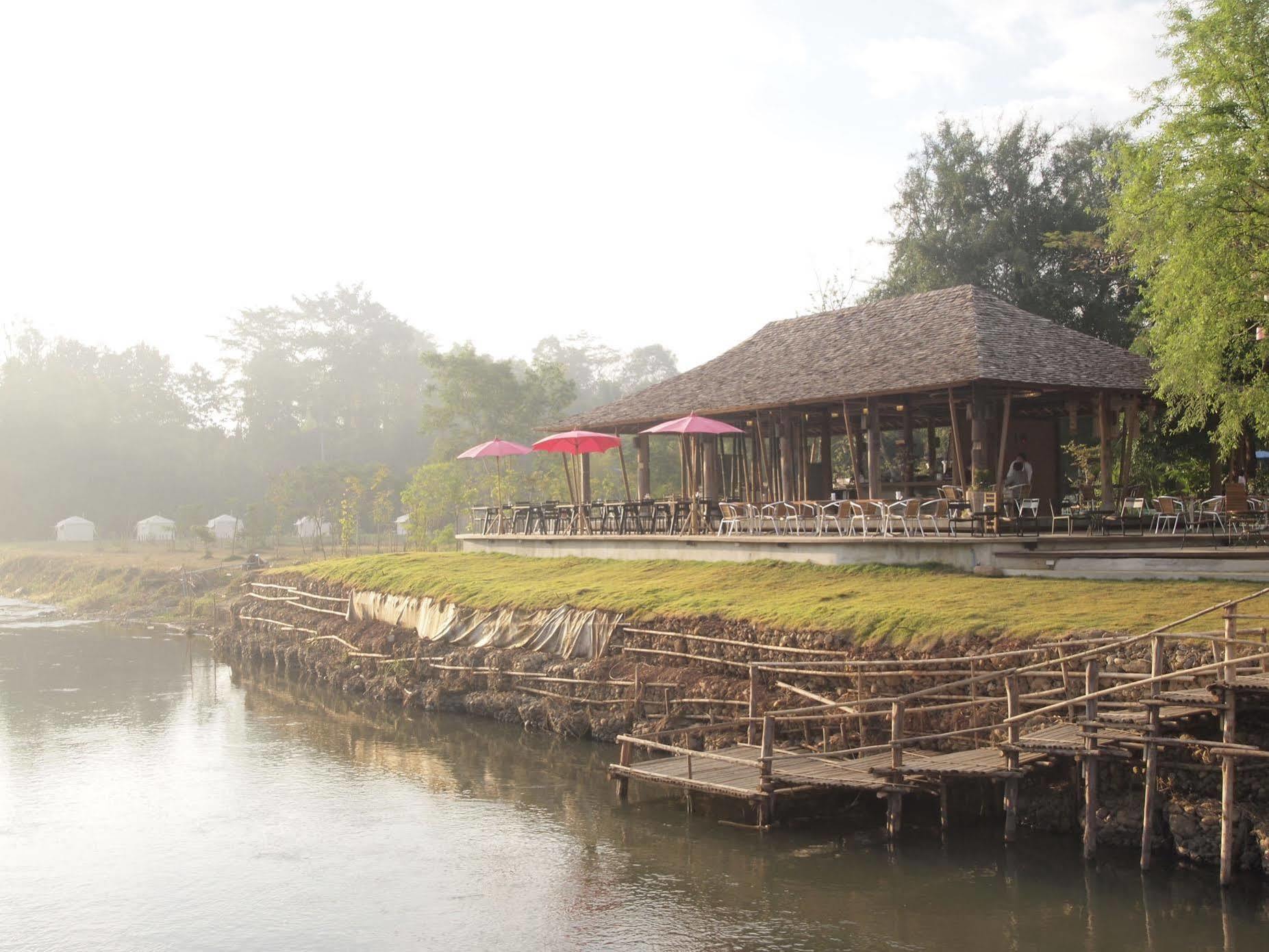 River Corner Resort Pai