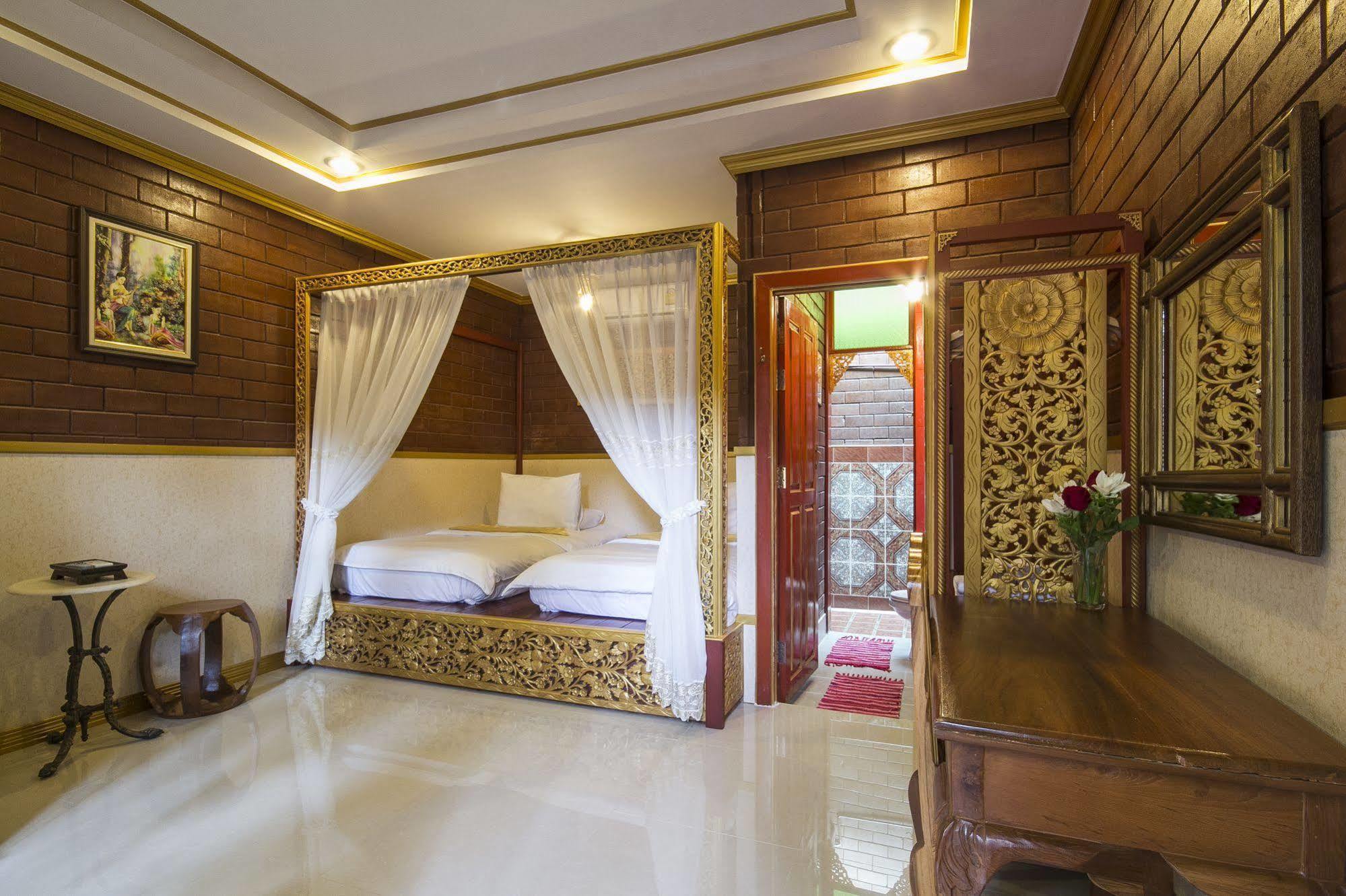 Inn Irawadee 3*