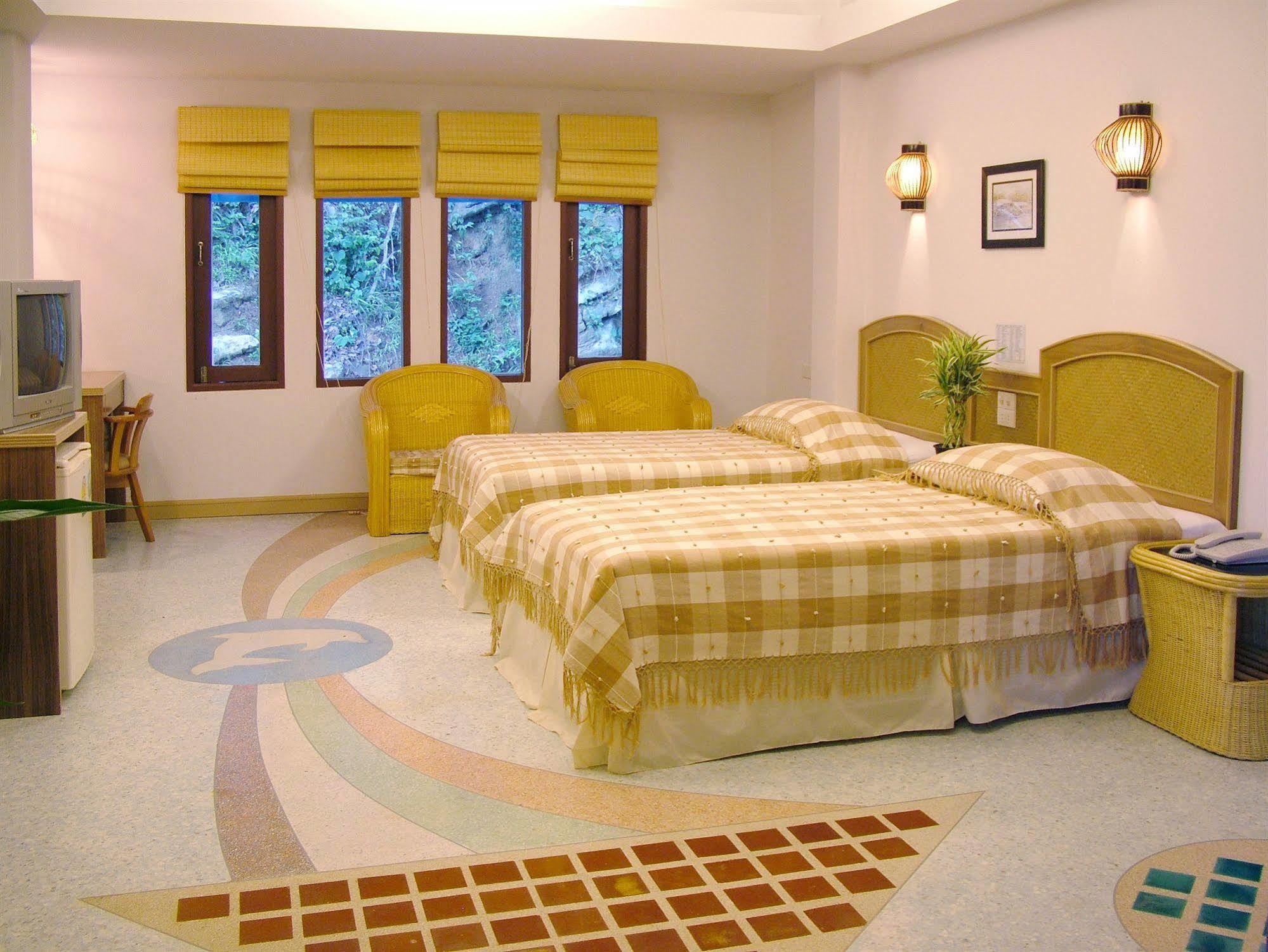 Hotel Phranang Place- Sha Extra 3*