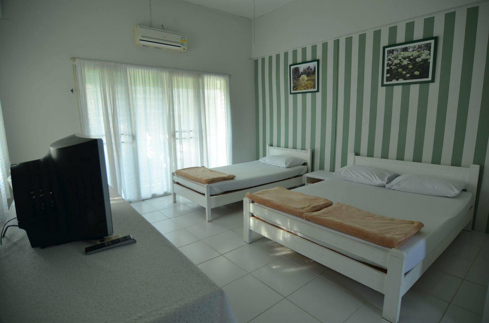 Hotel Makmai - 3*