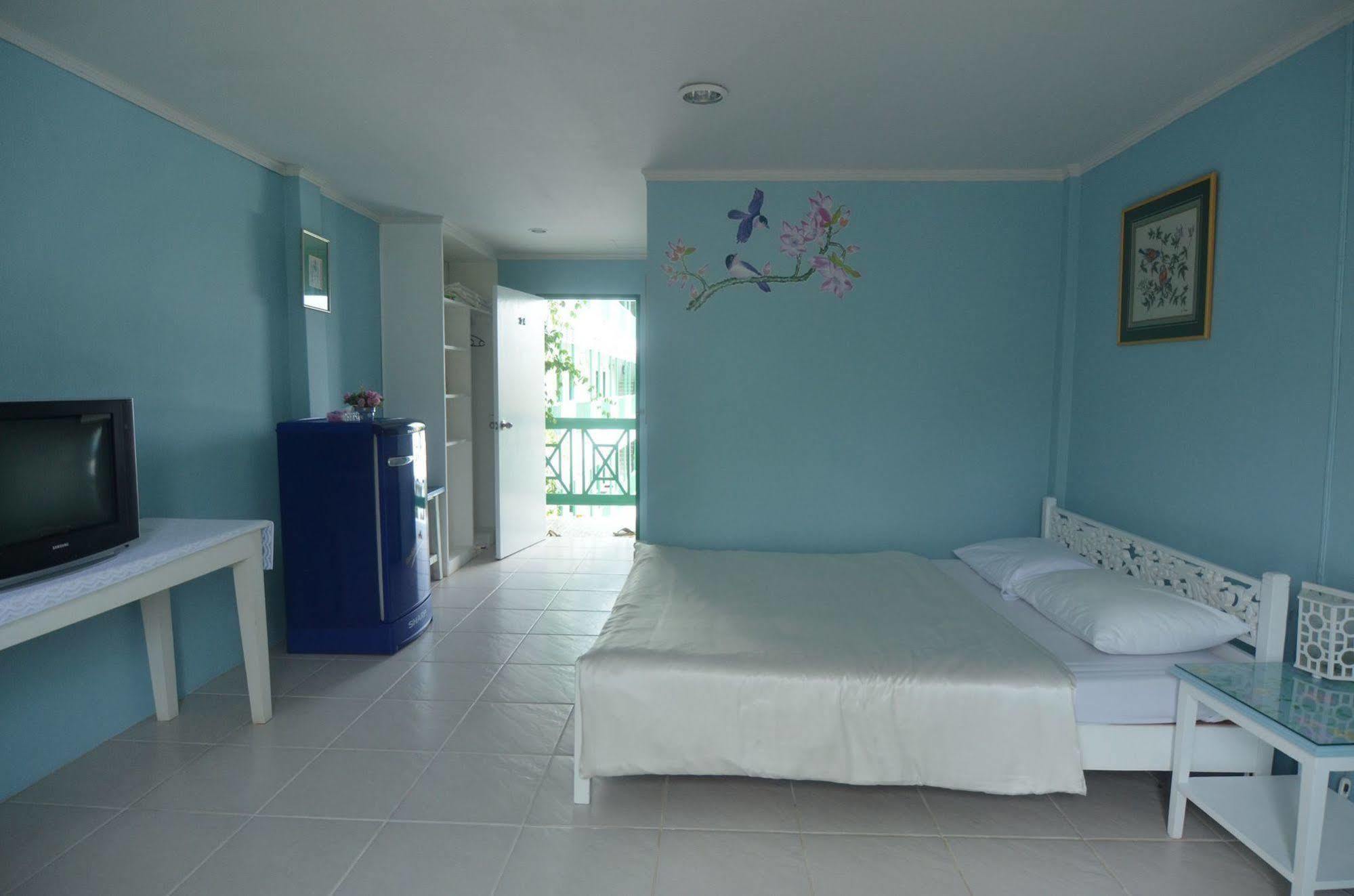Hotel Makmai -