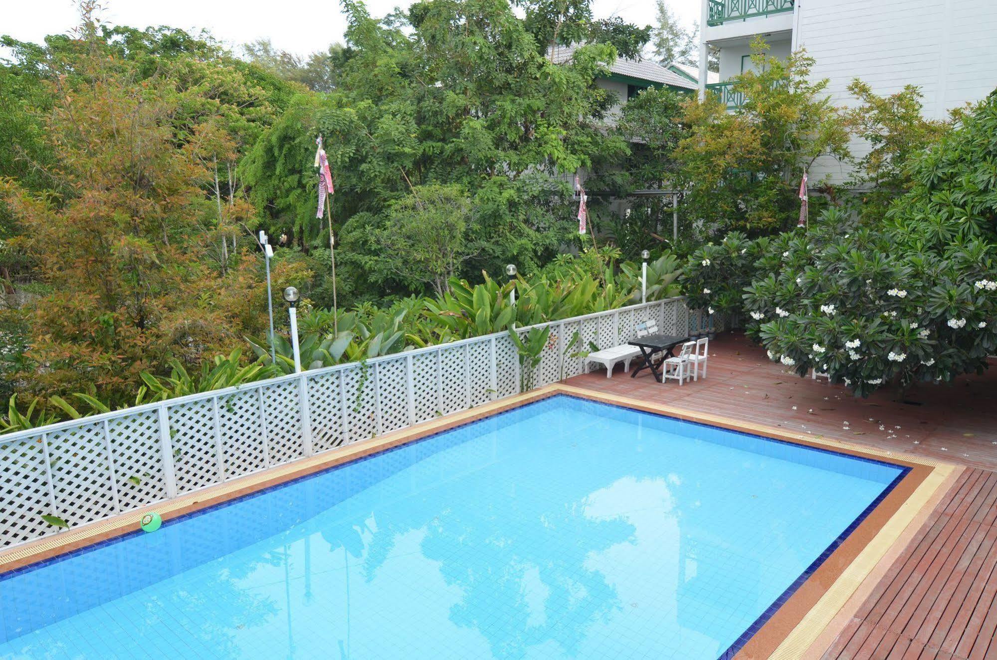 Hotel Makmai - 3*