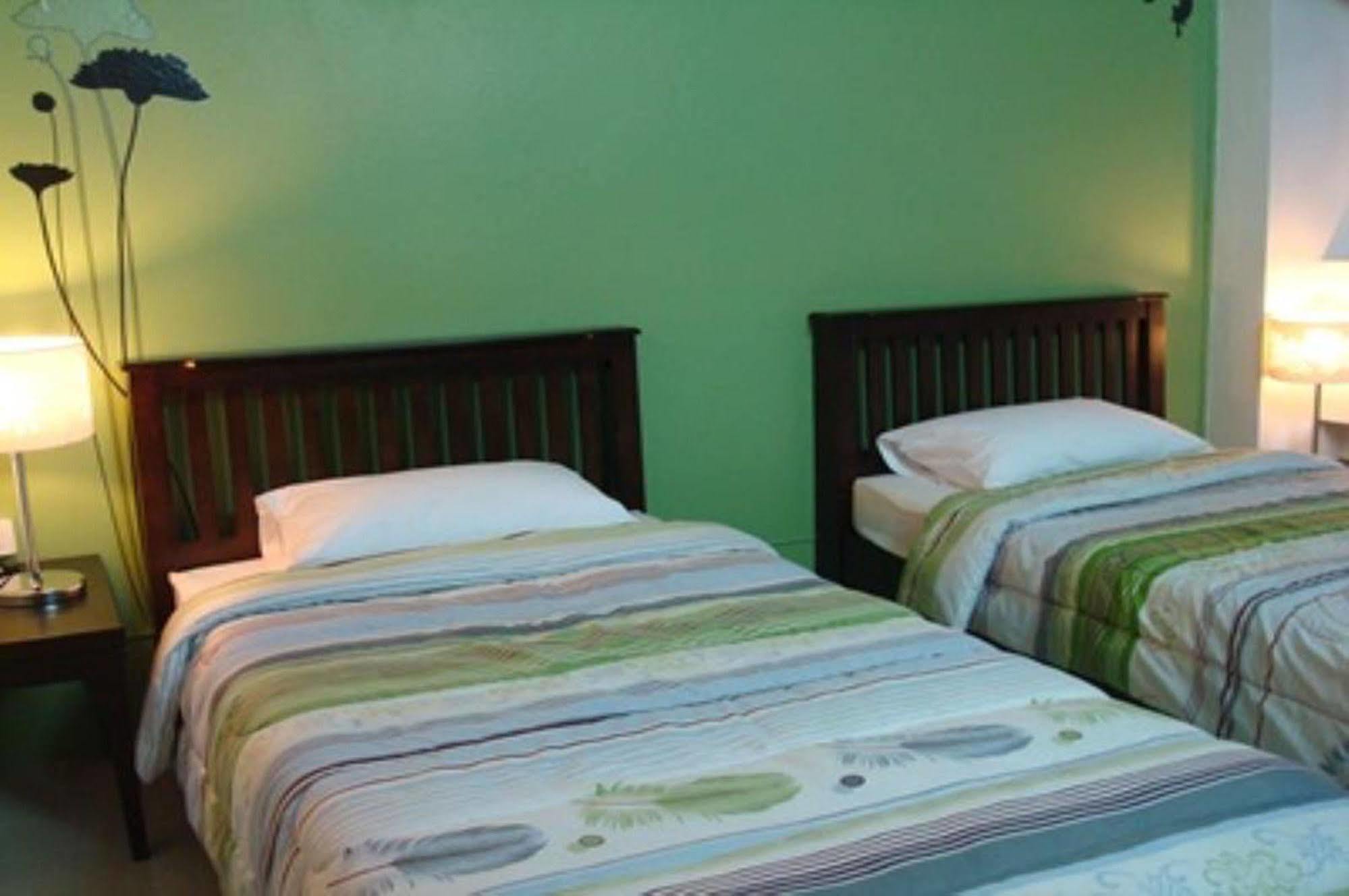 Place Hotel