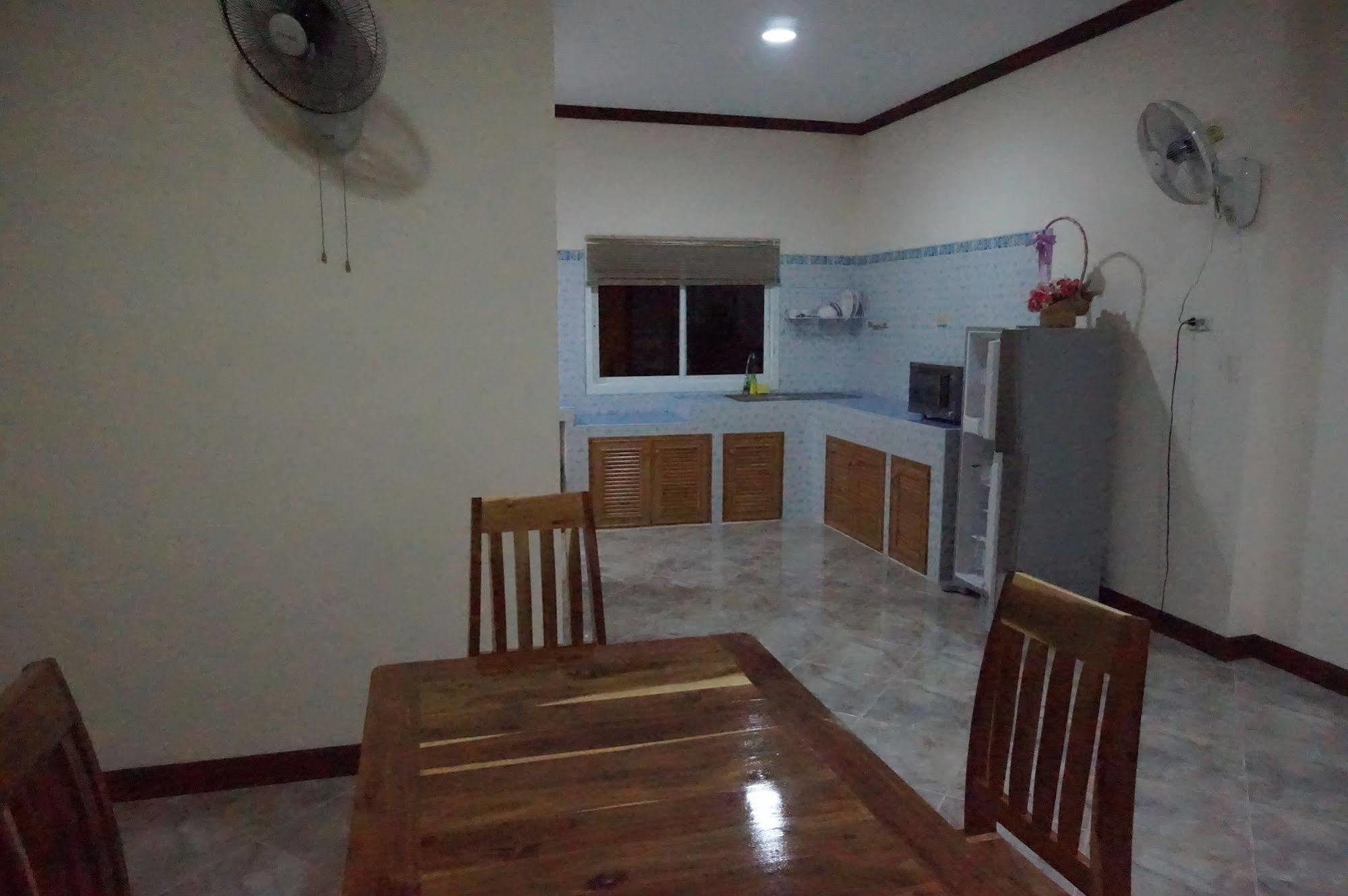 Snowhouse Aonang Krabi Guest house Ao Nang