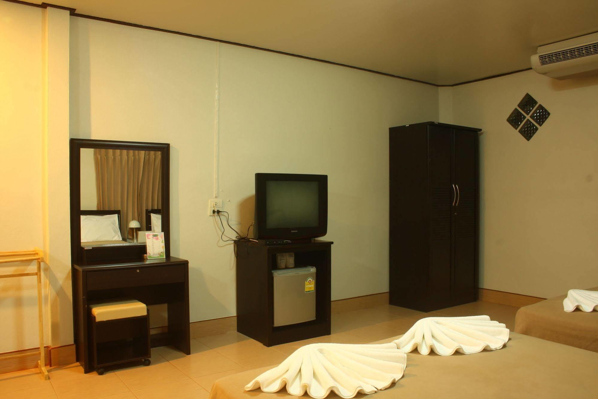 Resort Phumthadarommanee Khlong Thom