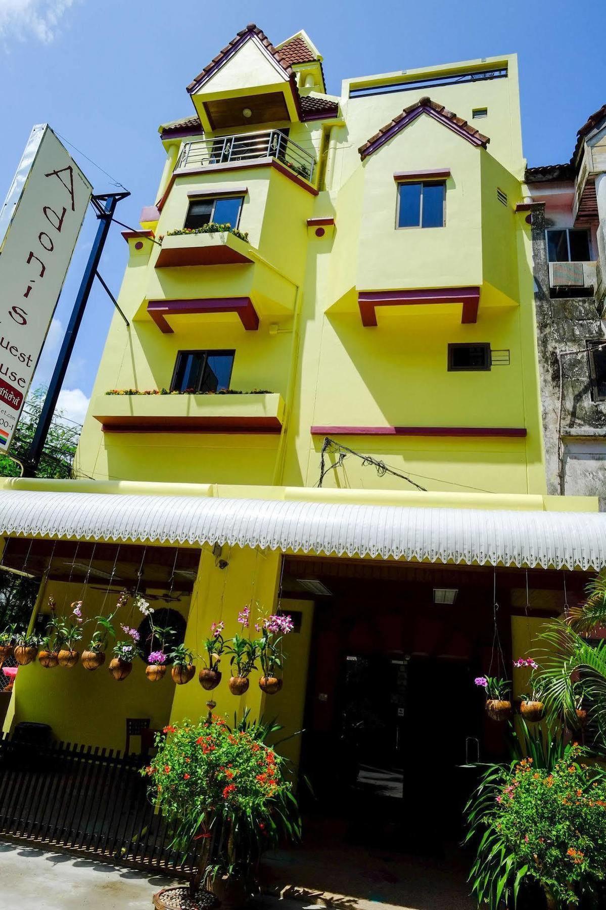 Guest house Adonis Patong