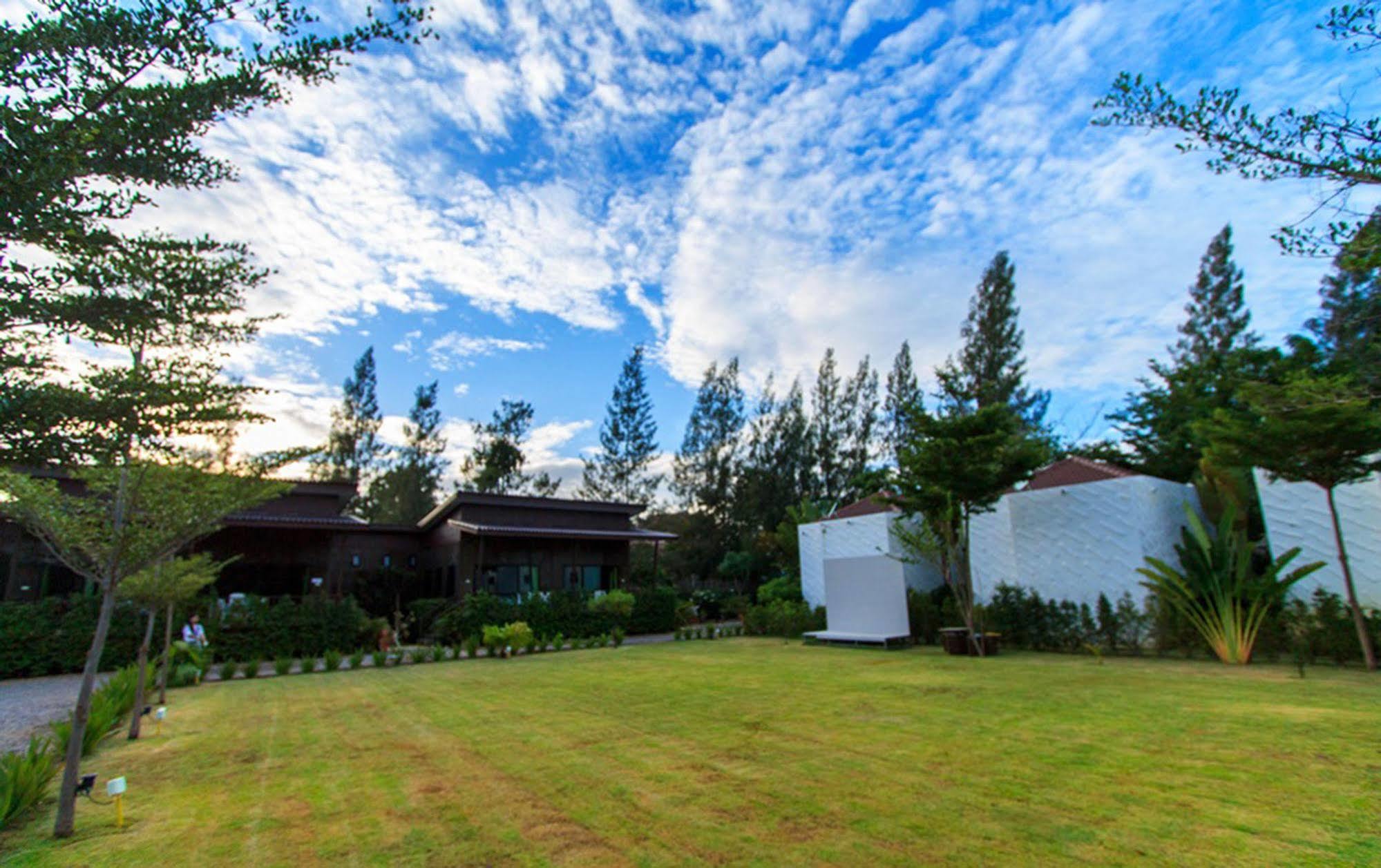 Pranburi Cabana Resort Resort 3*