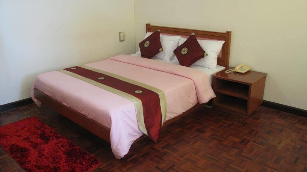 Ubon 3*