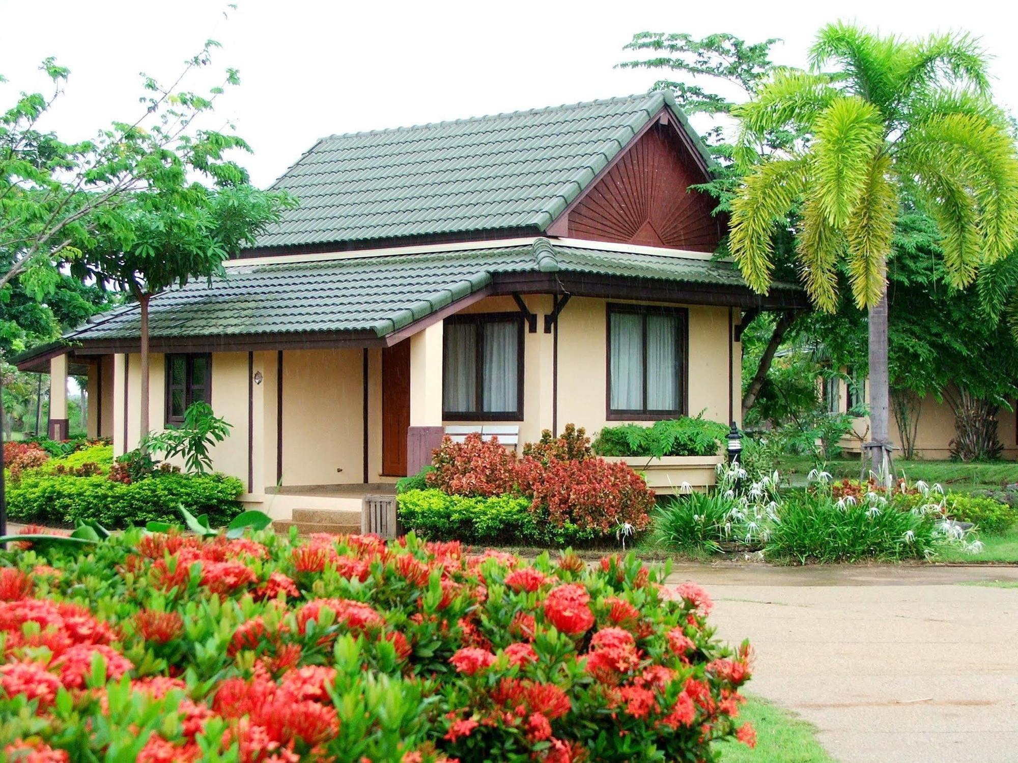 Resort Ubon Buri & Warin Chamrap