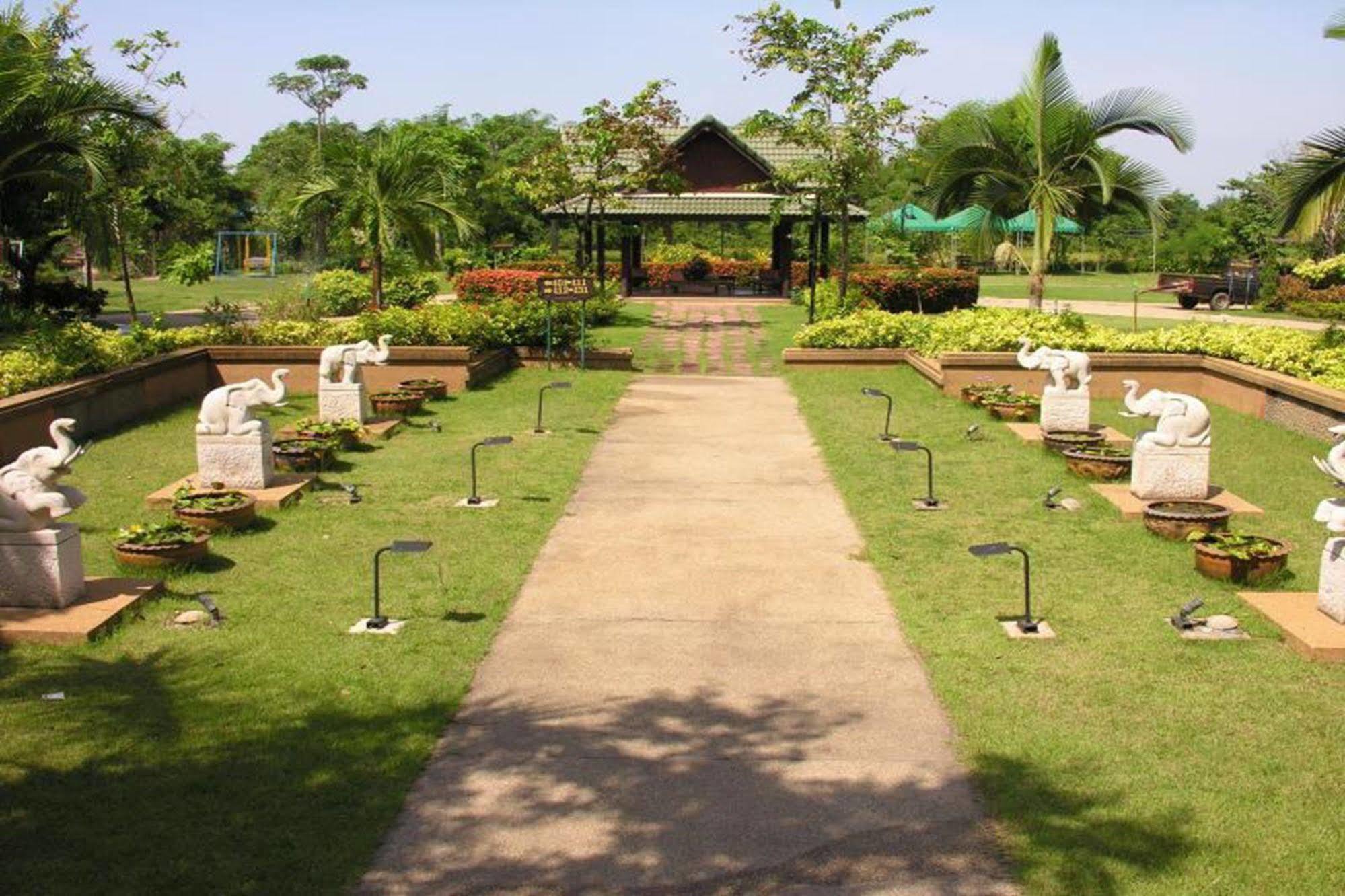 Ubon Buri & Resort