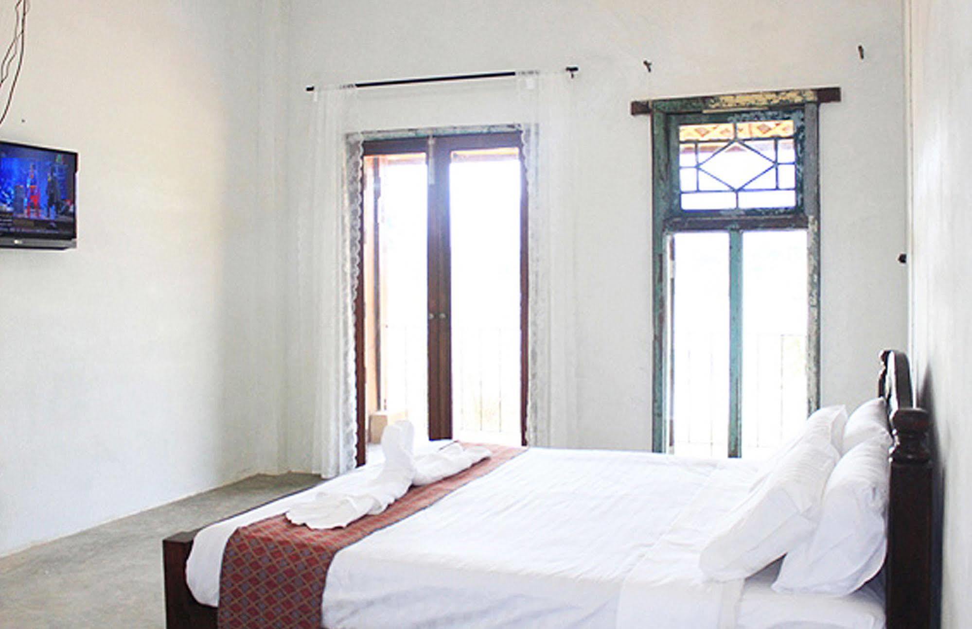 Phu-anna Eco House Resort 2*