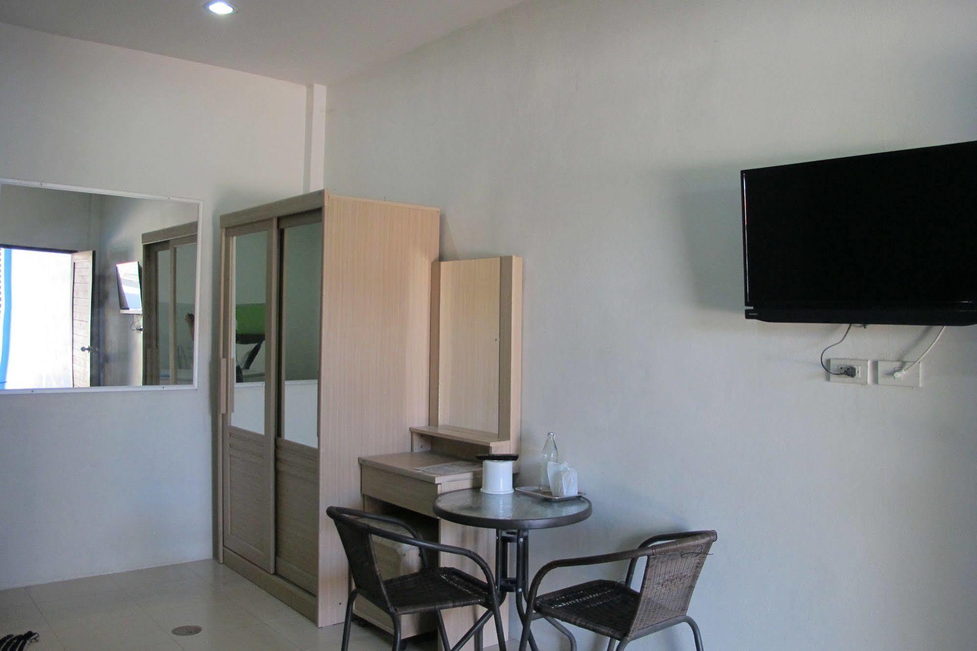 Tongmai Resort Surat Thani