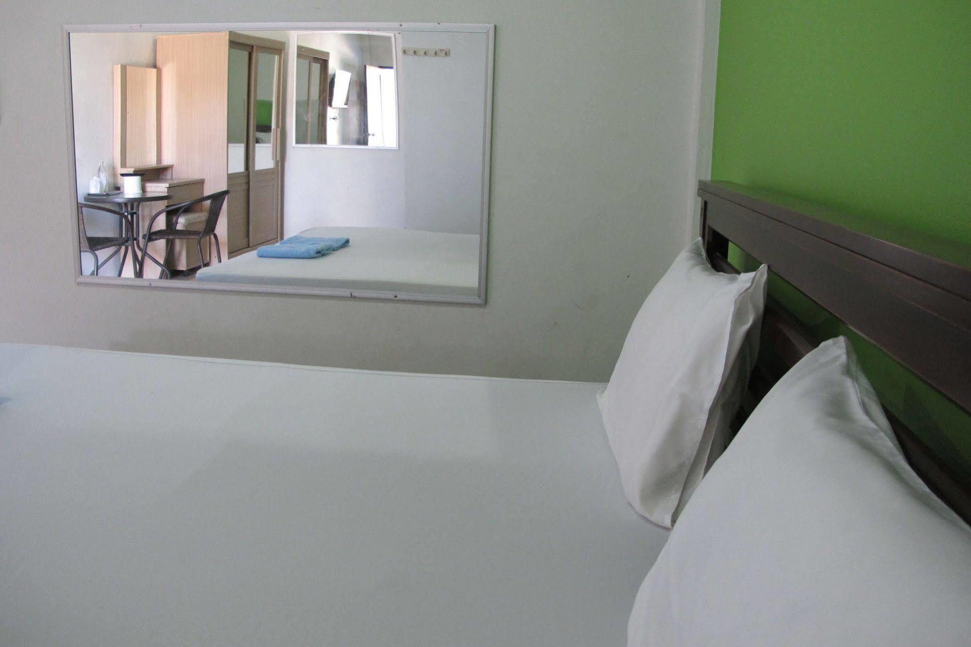 Tongmai Resort Surat Thani
