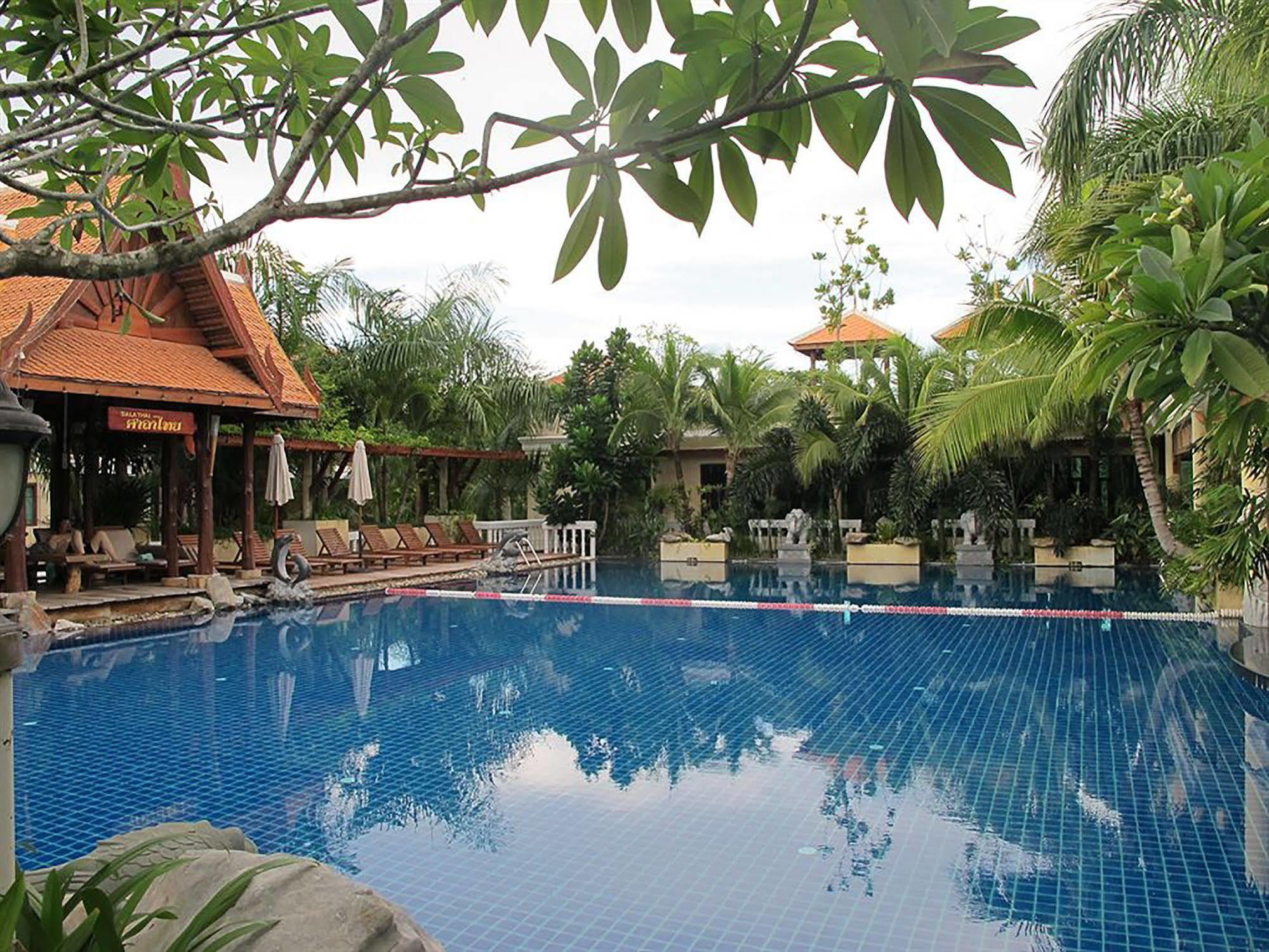 Mae Pim Hotel 3*