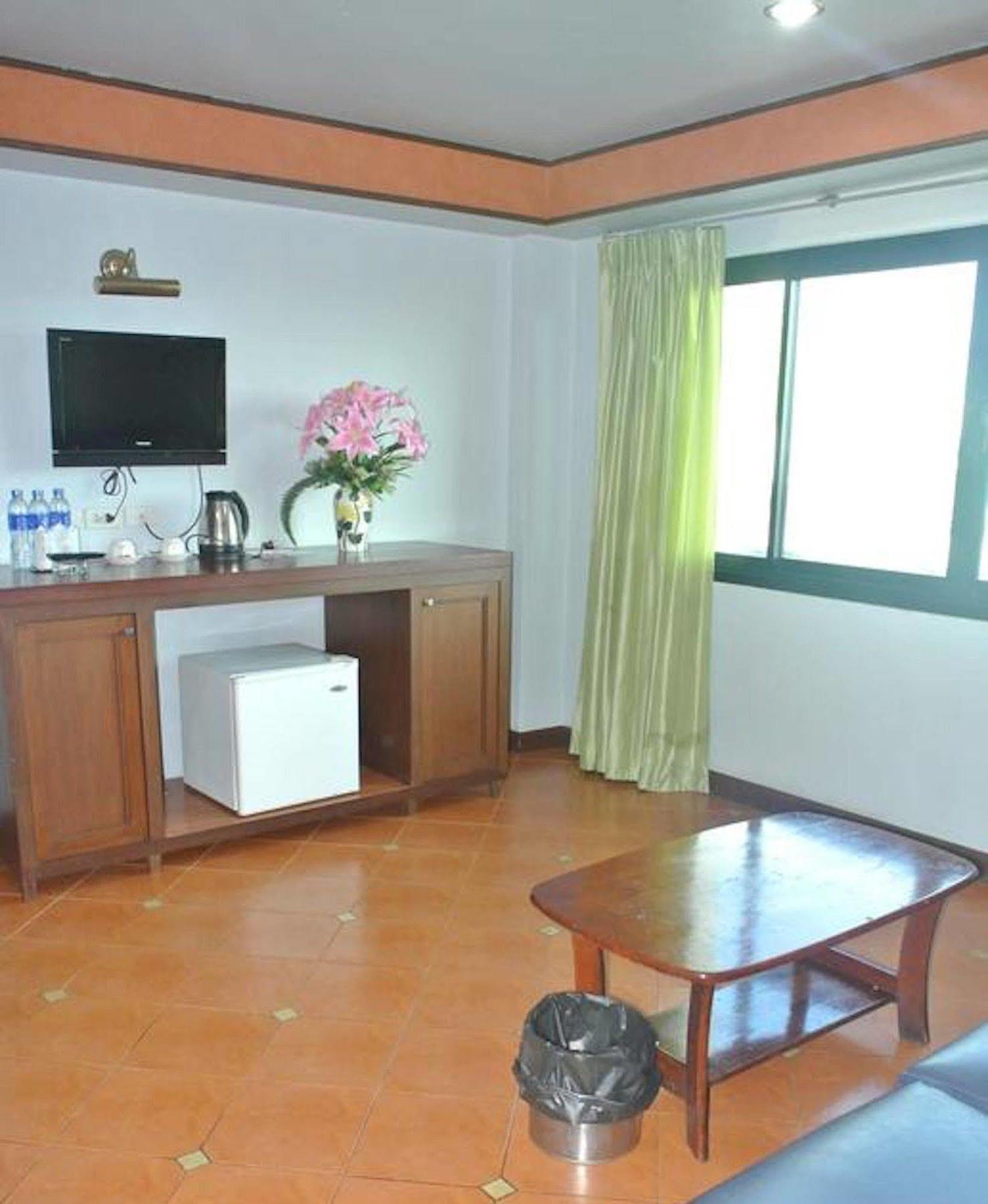 Hotel Hejia Grand Sadao