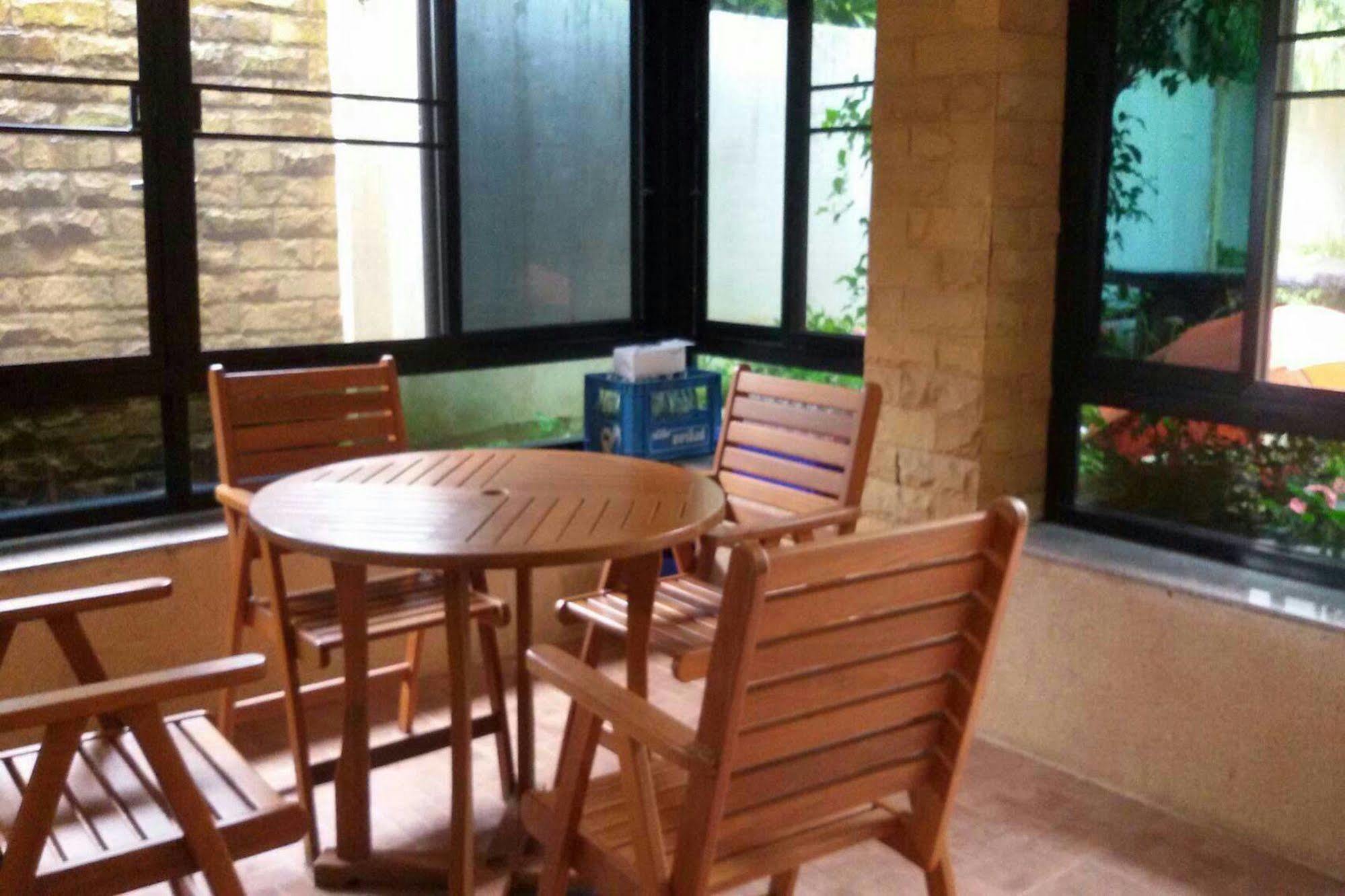 Hotel Krisawan Wang Nam Khiao