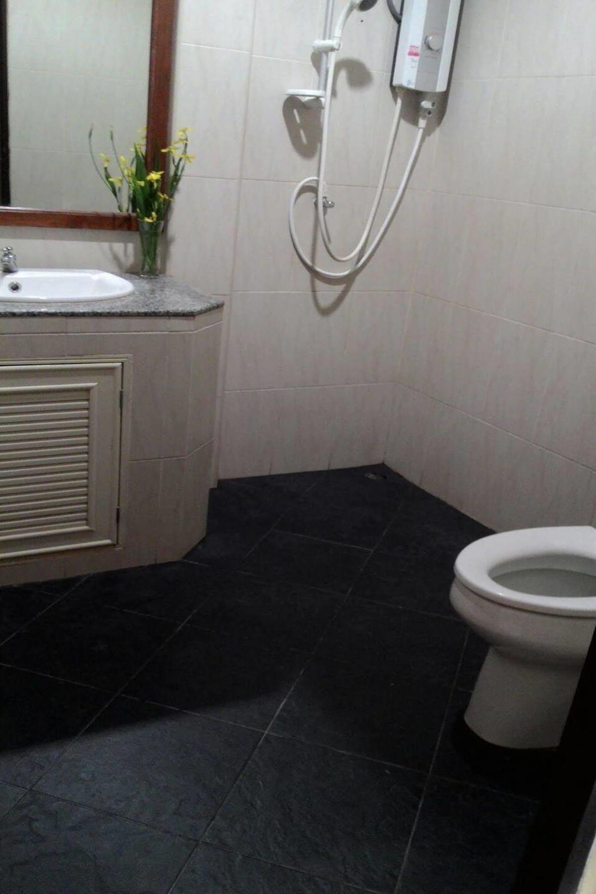 Hotel Krisawan 3*
