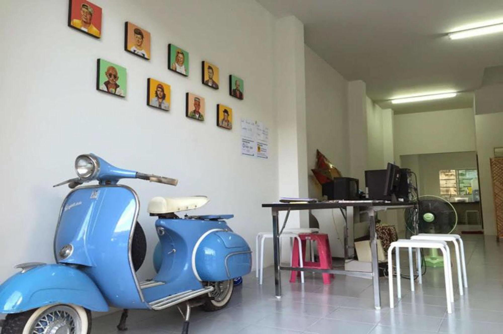 Yai Youth Hostel *