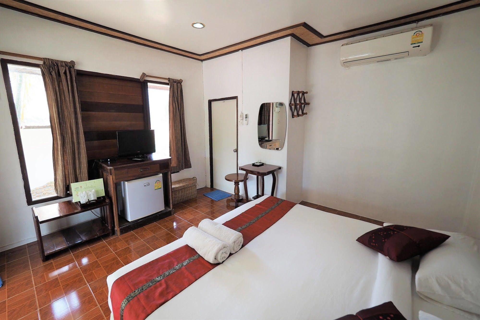 Khaothone River View 3* Sai Yok