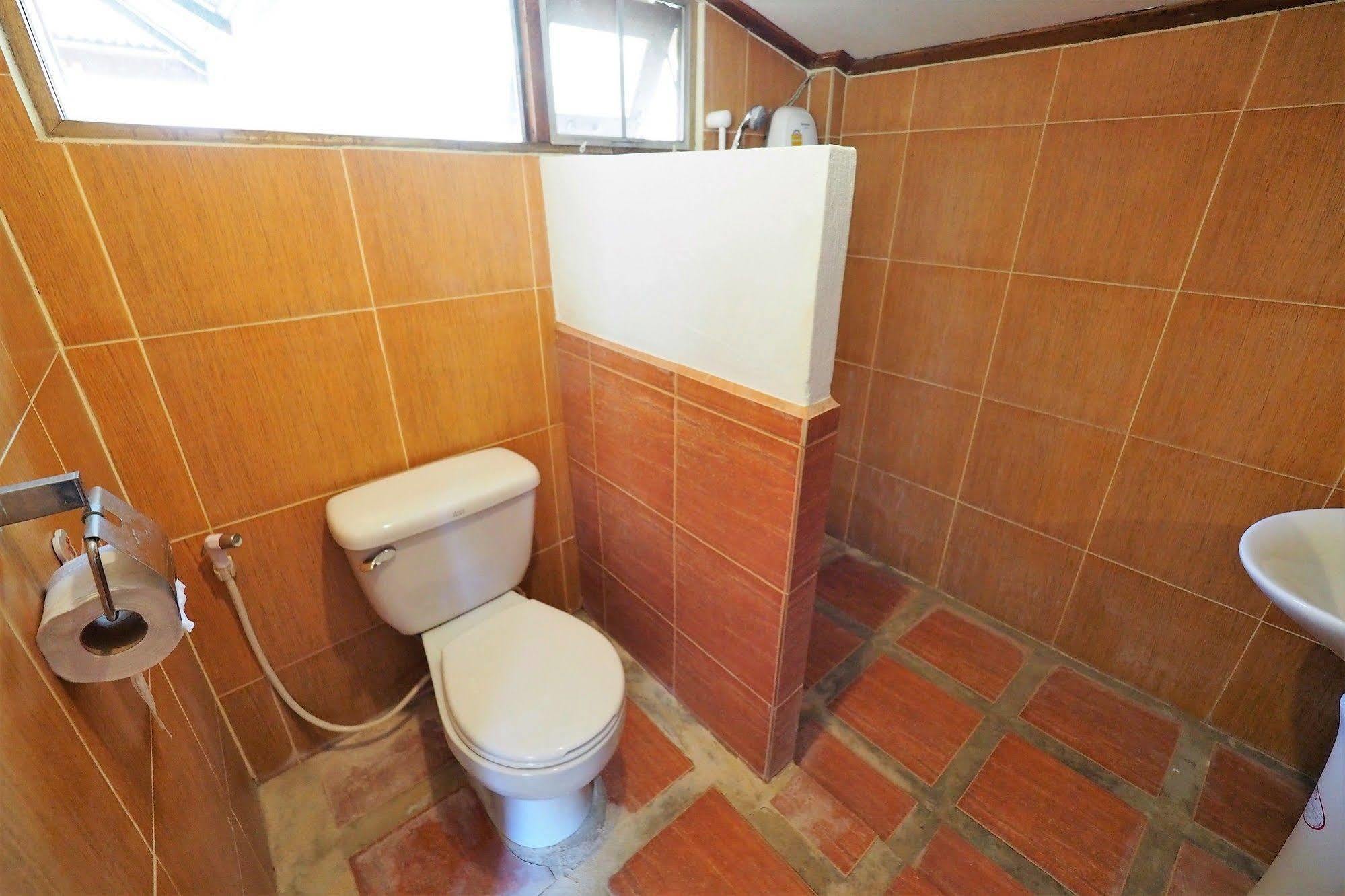 Khaothone River View Hotel 3*