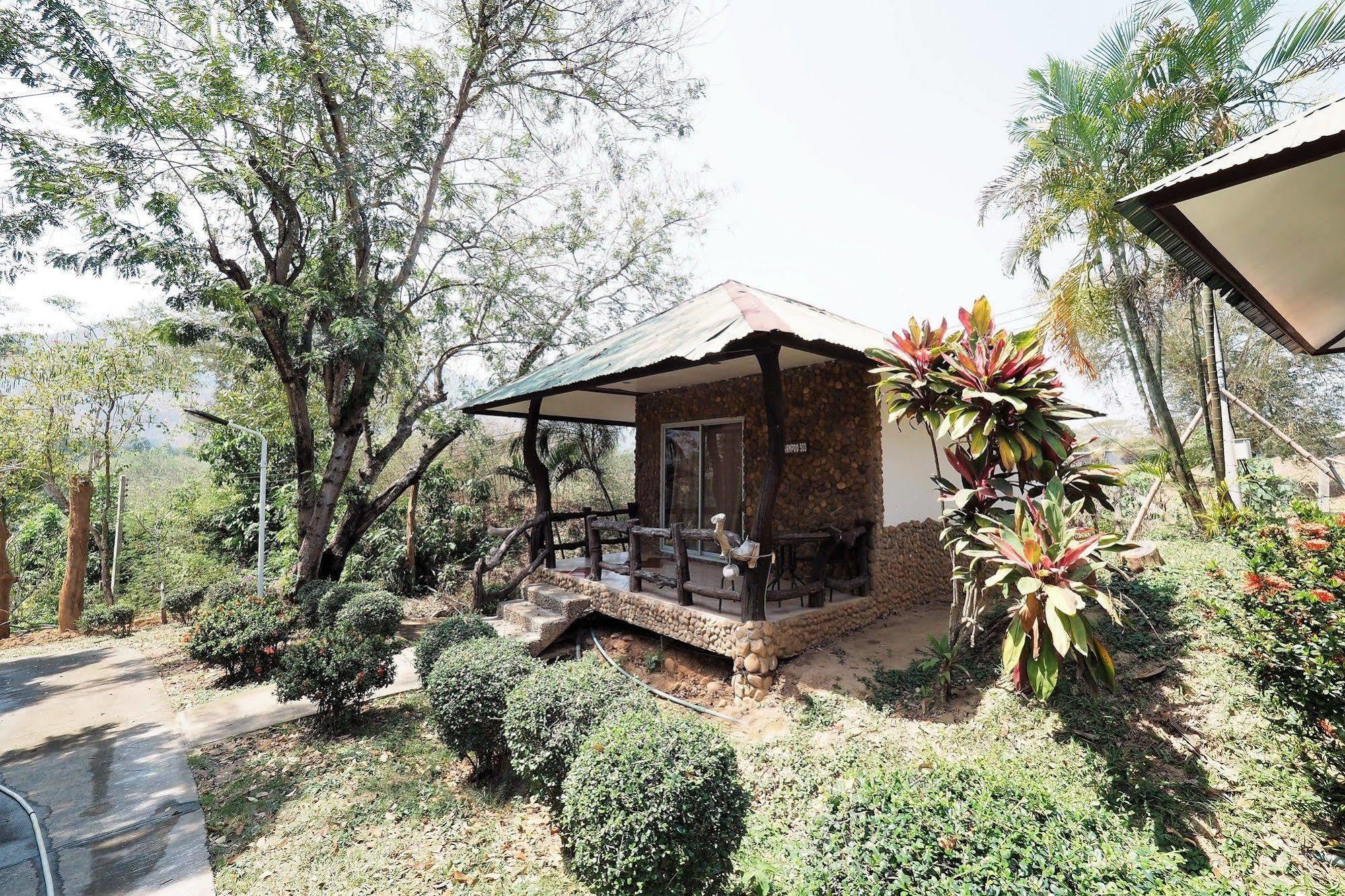 Khaothone River View Hotel Sai Yok