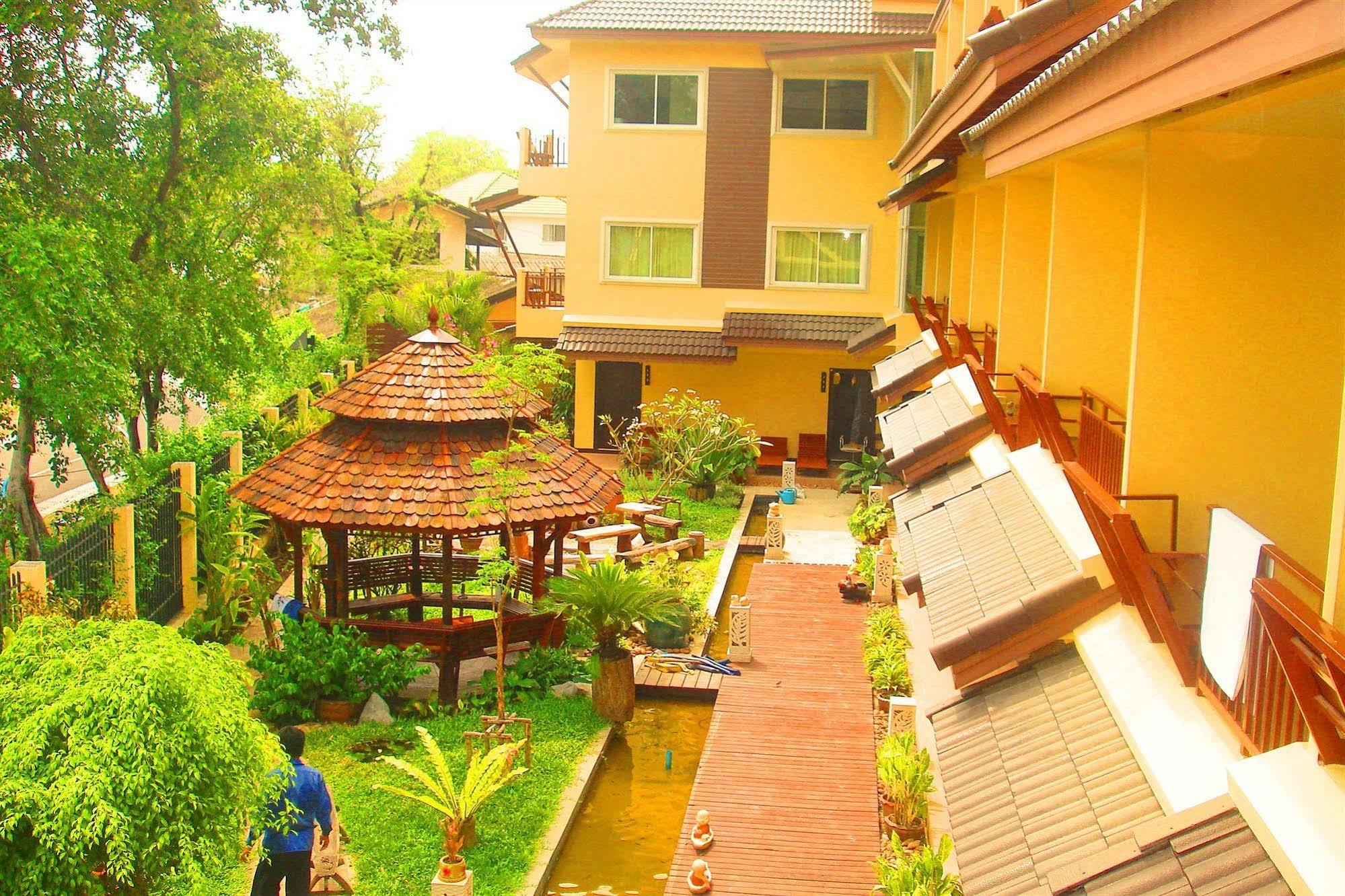 Suphan Hometel 3* Banguecoque