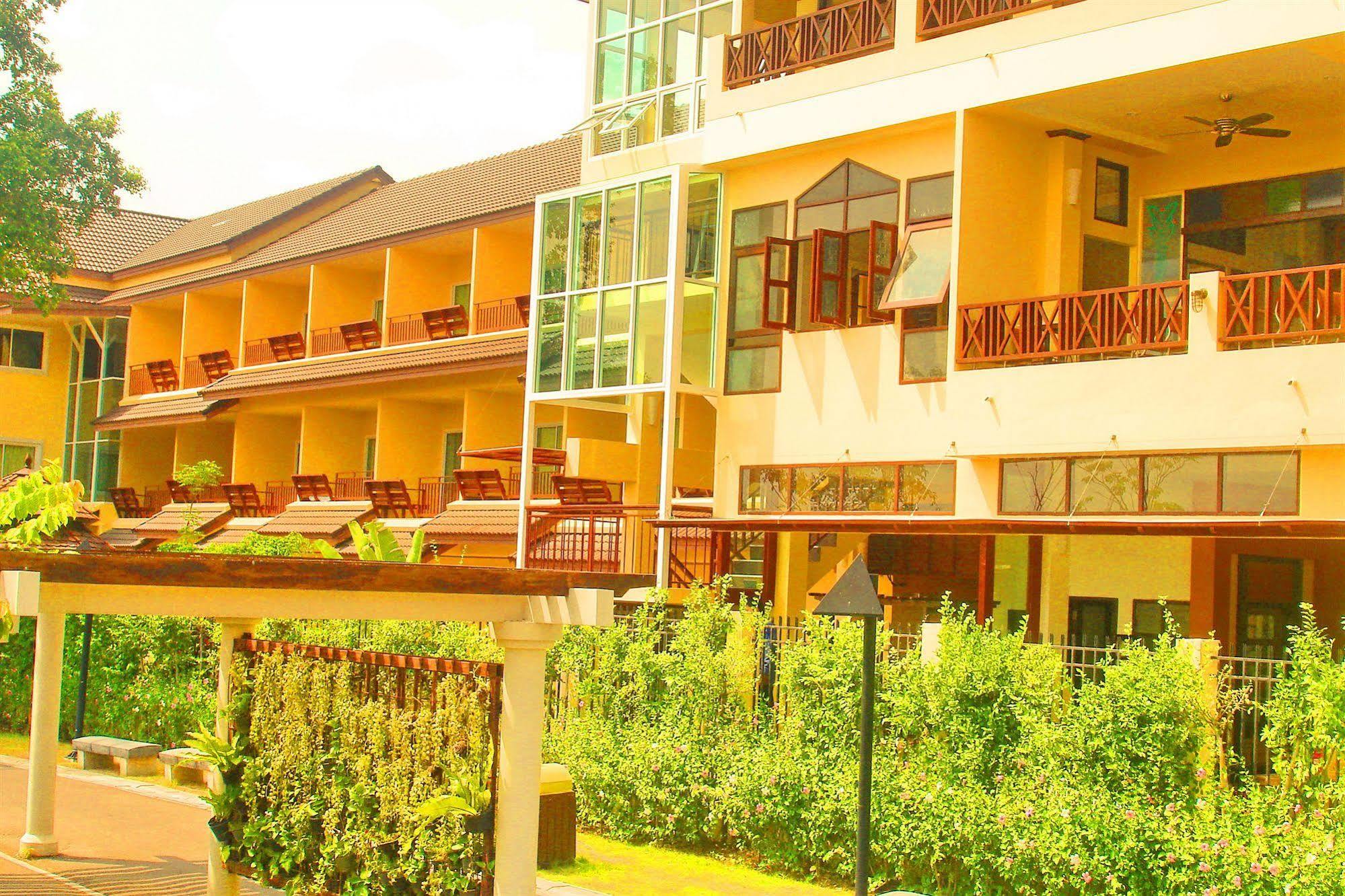 Suphan Hometel Hotel Banguecoque
