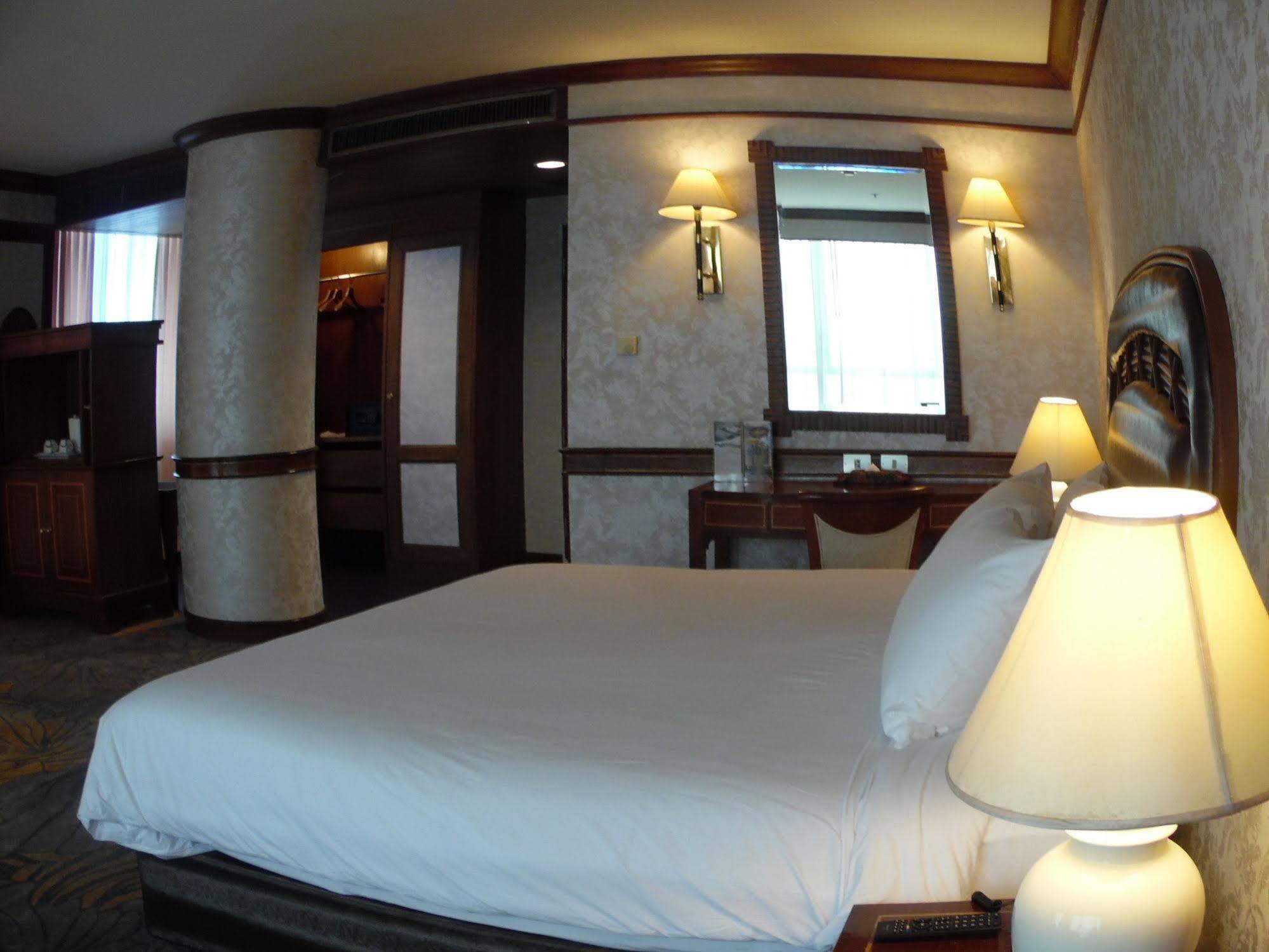 Hotel The Twin Lotus Nakhon Si Thammarat