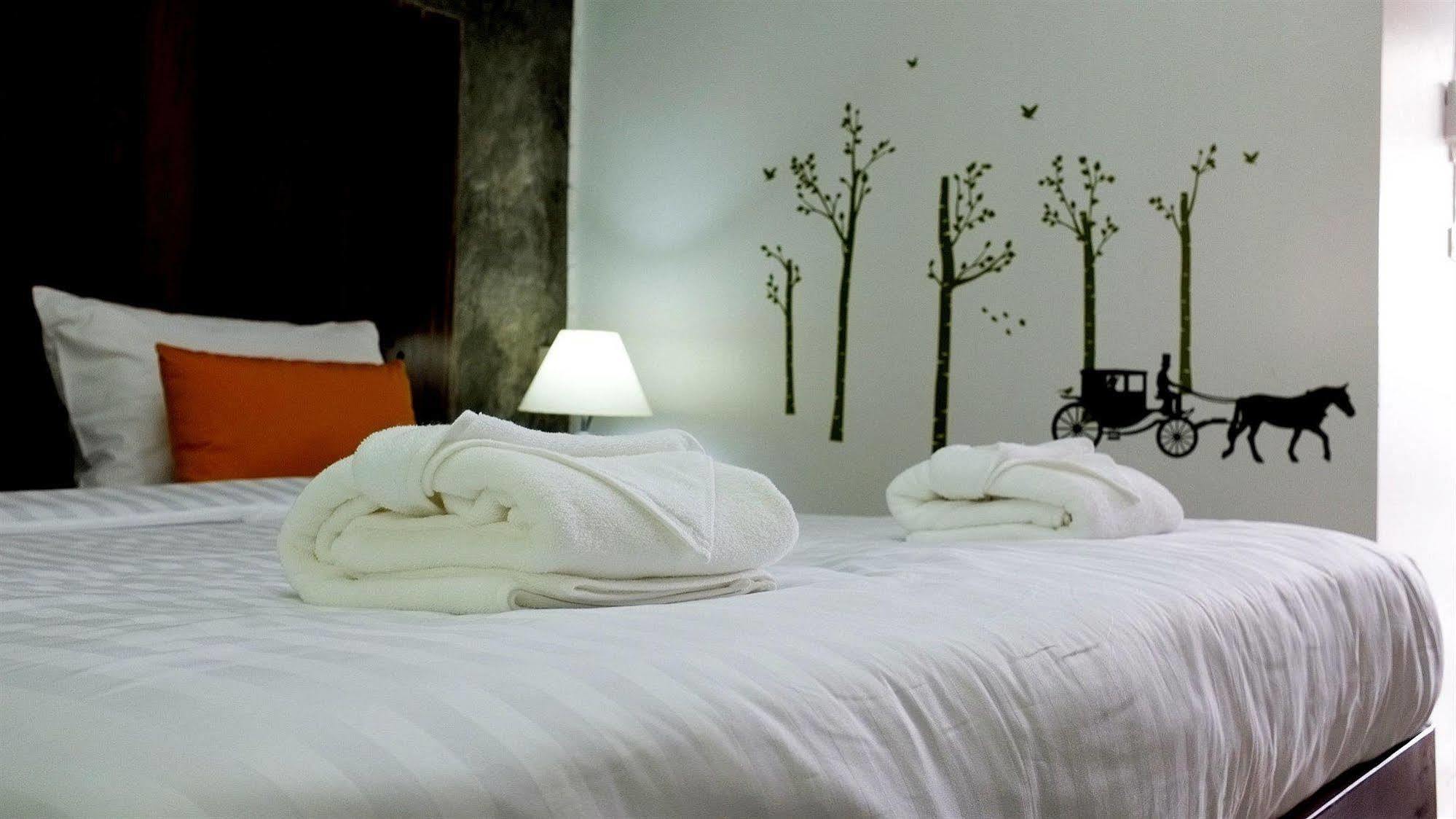 Hotel Ladawan Boutique Bang Saphan