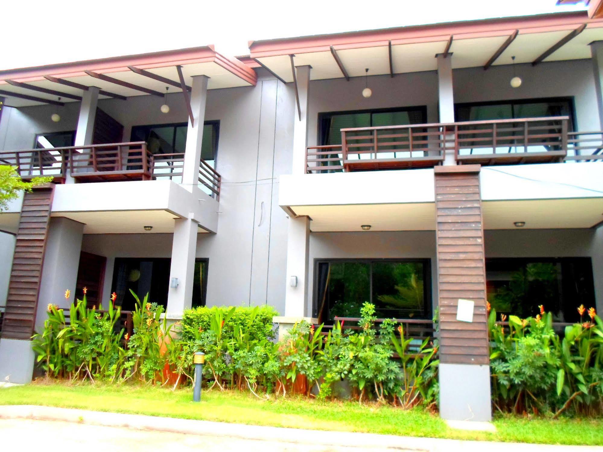 Hotel Naraya Riverside 2*