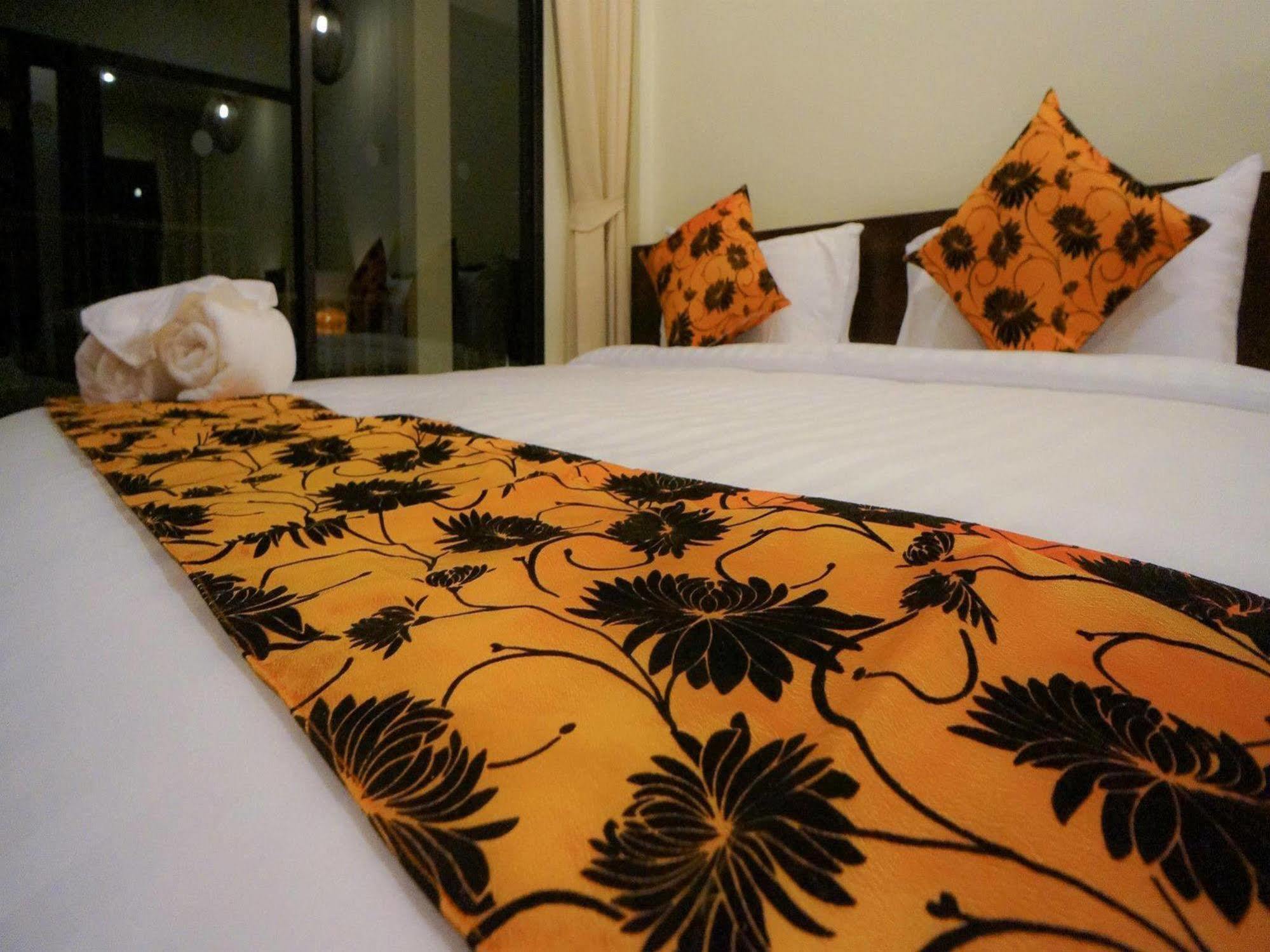 Hotel Naraya Riverside 2*